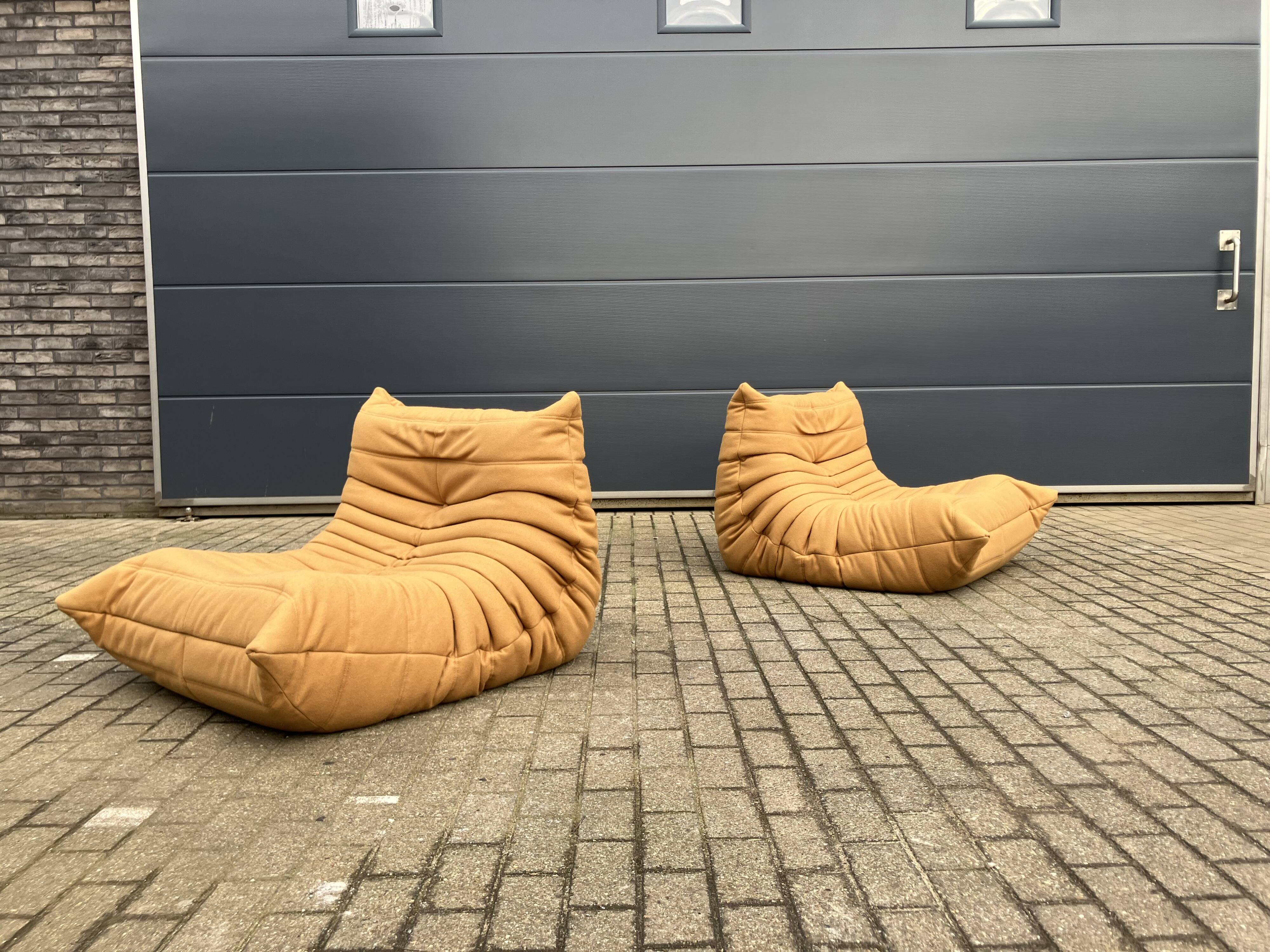 2x 100% authentic Ligne Roset Togo 1zits in NIEUWSTAAT!!