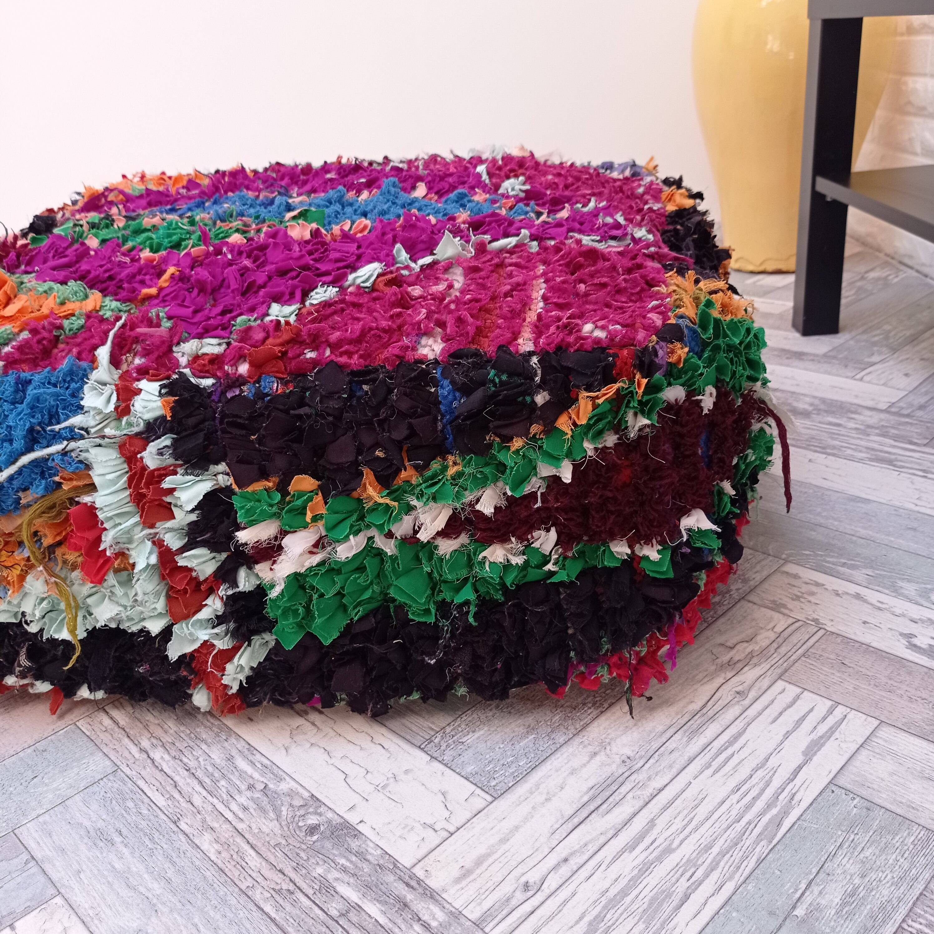 Handmade Berber pouf in wool 60 X 60 X 20 CM