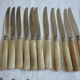 22 couteaux et 3 couverts service bakelite manufrance