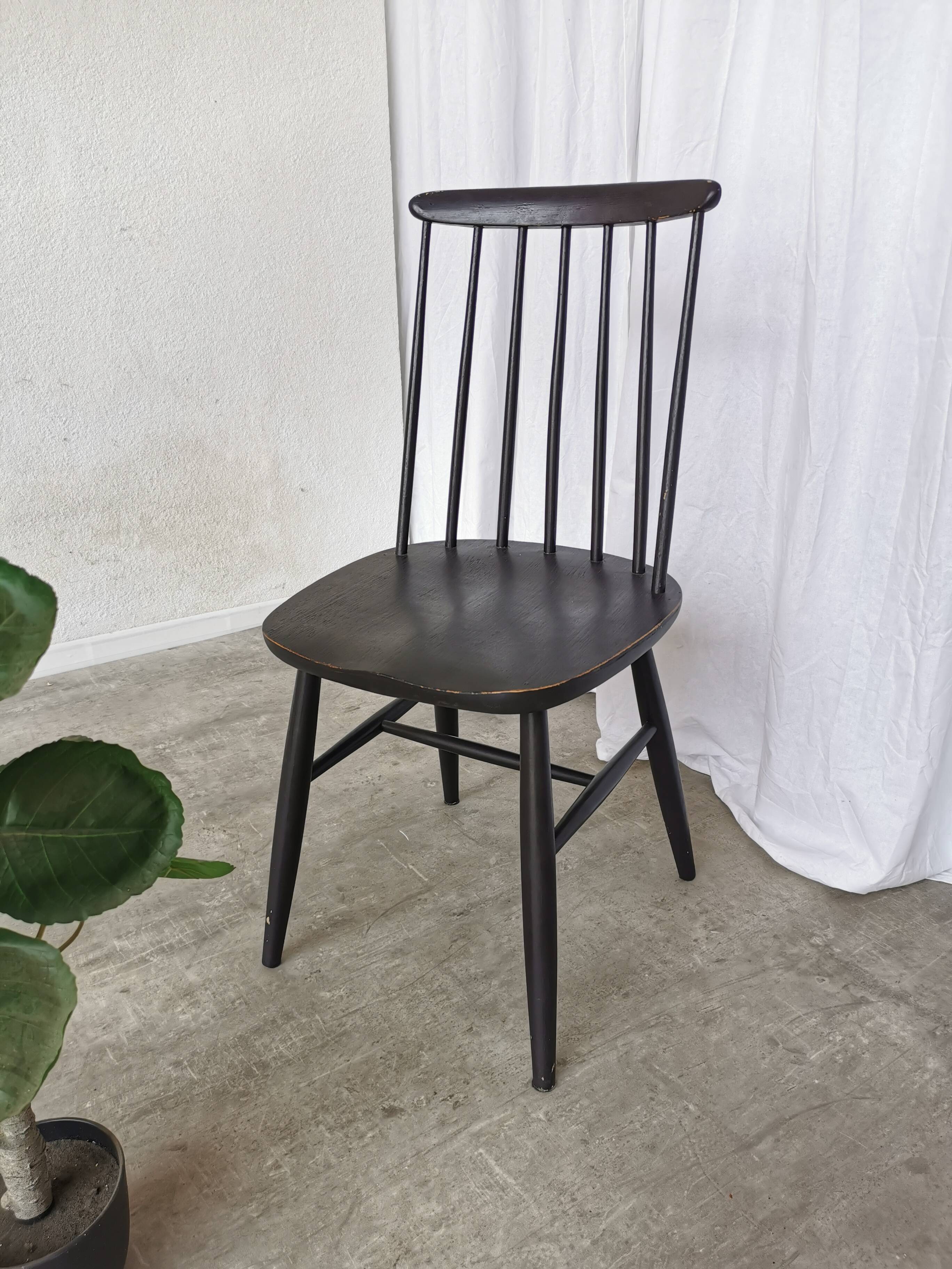 Chaise de salle à manger vintage en hêtre noir : style Ilmari Tapiovaara, scandinave