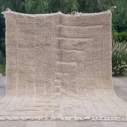 Superb Moroccan wool rug, handmade, dimensions 250x150 cm.