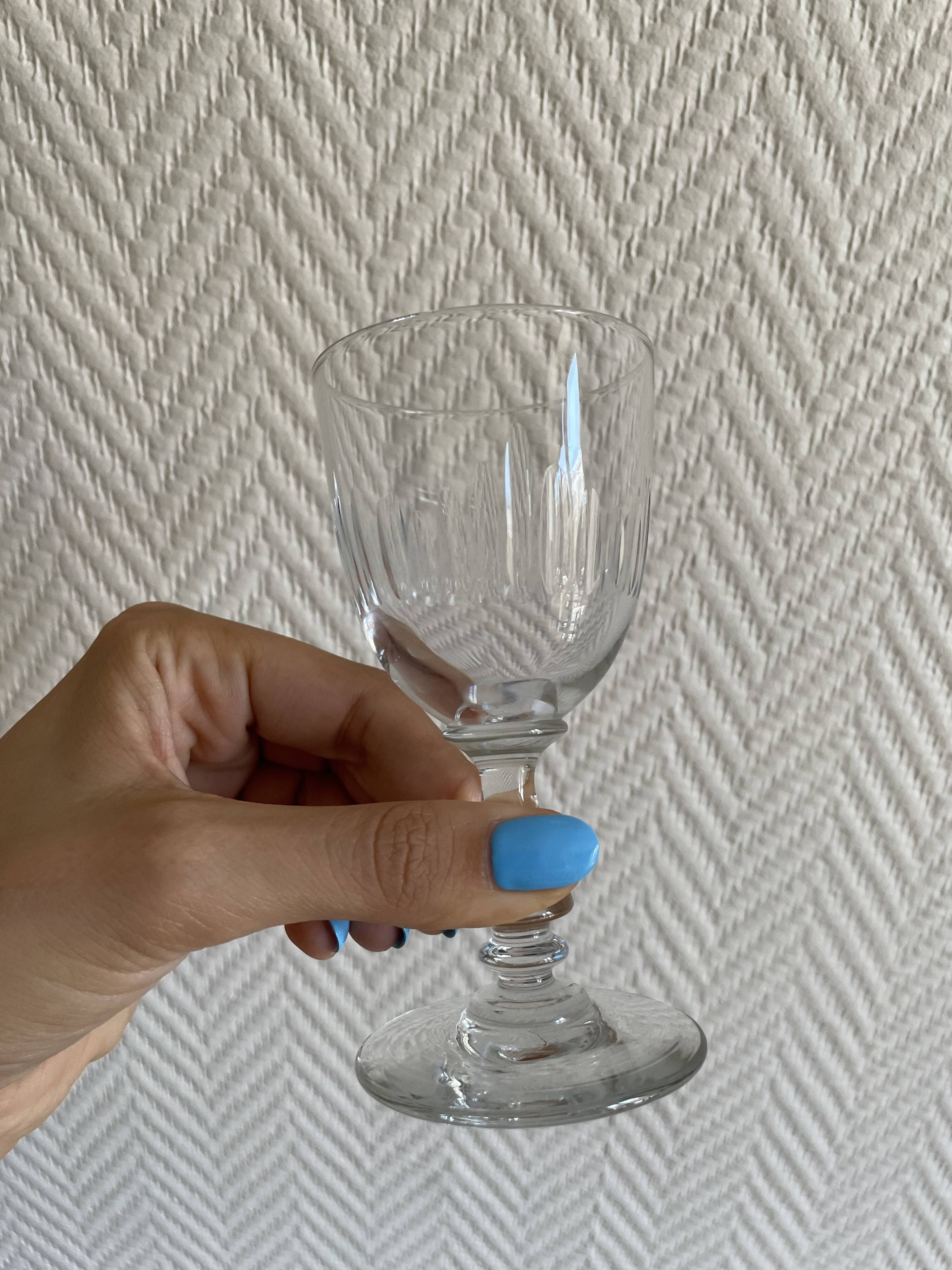 Lot de six verres à pied type Saint Louis
