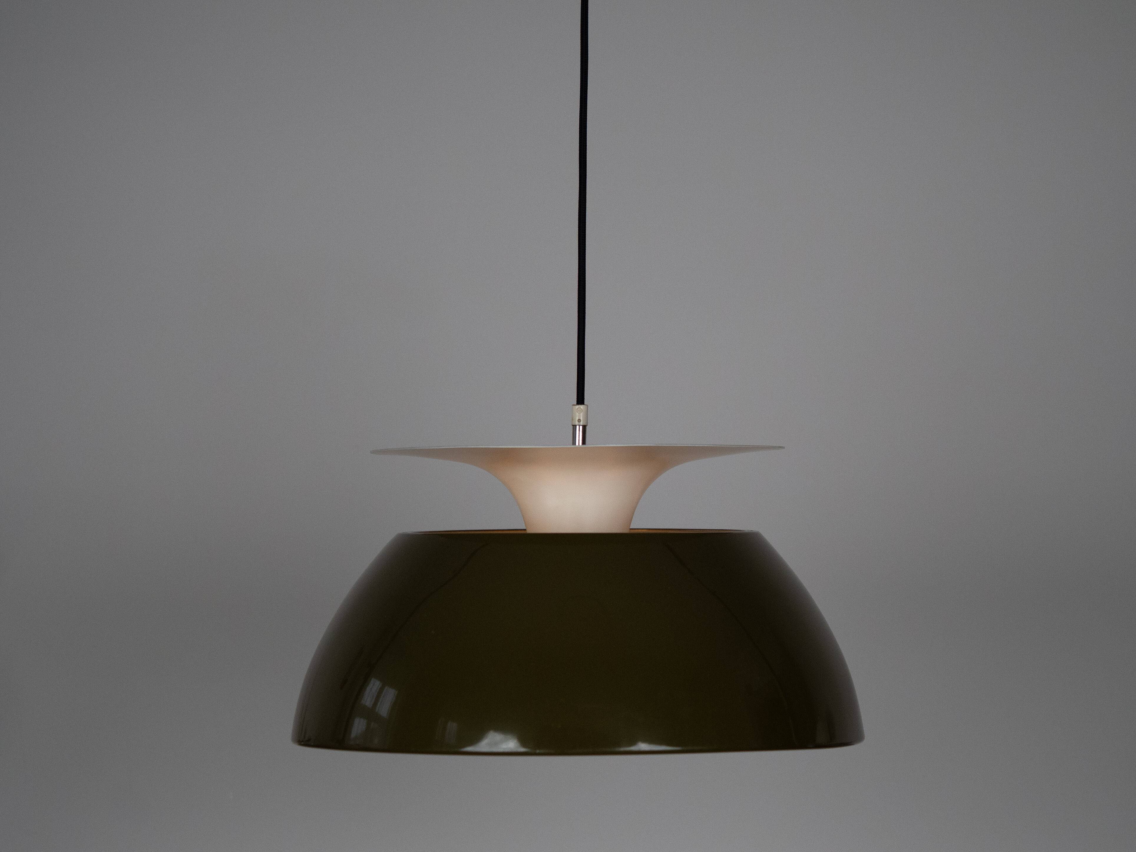 Danish vintage pendant lamp Jutlandia by Jorgen Hoj, Holmegaard, 1970s