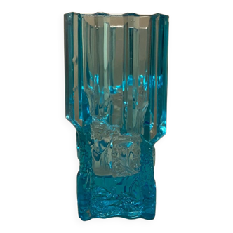 Vase en verre bleu Art Déco
