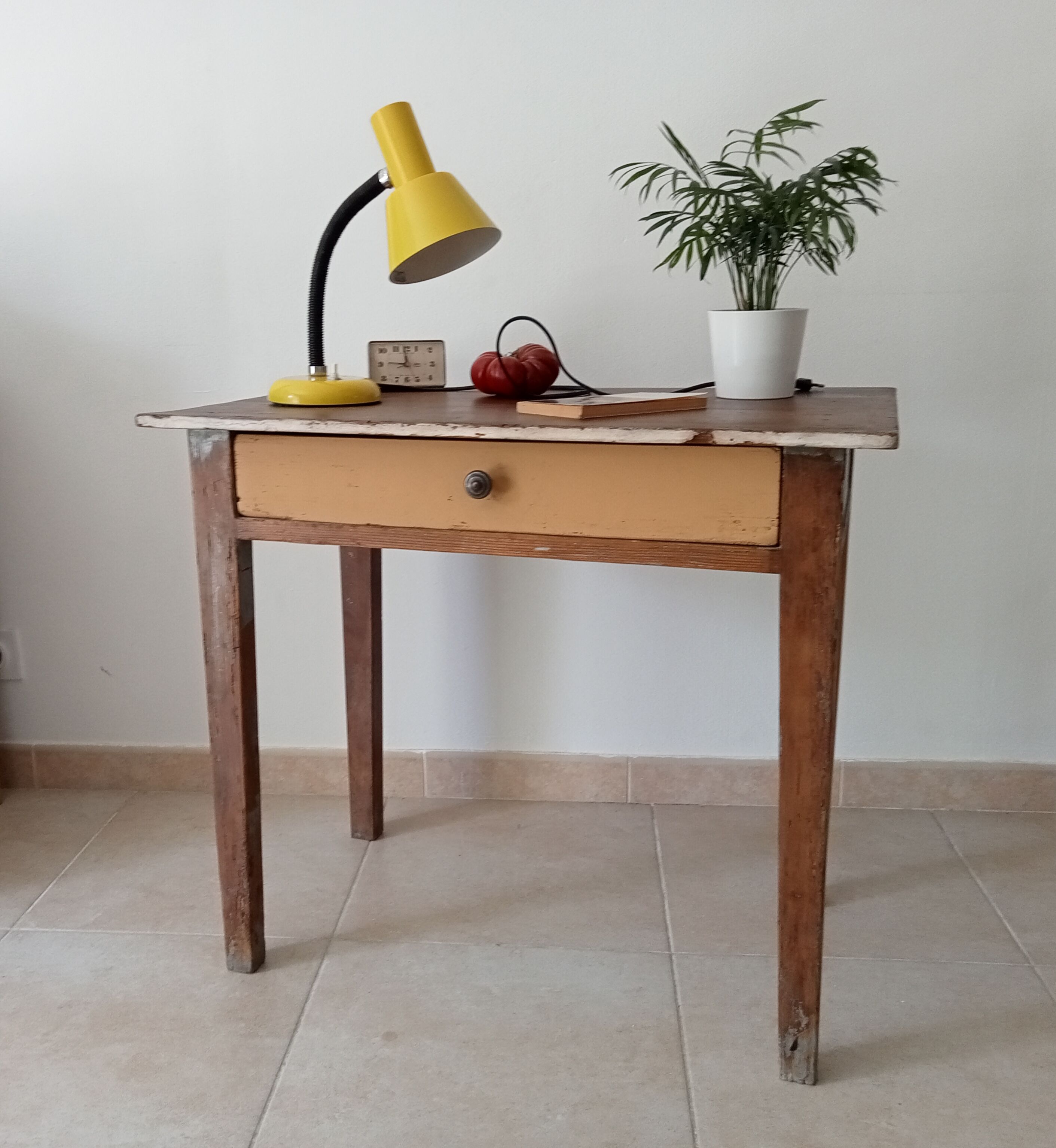 Petite table ancienne de ferme