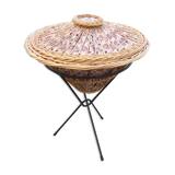 Wicker worker