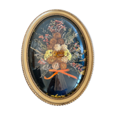 Oval frame dried flowers velvet knot
