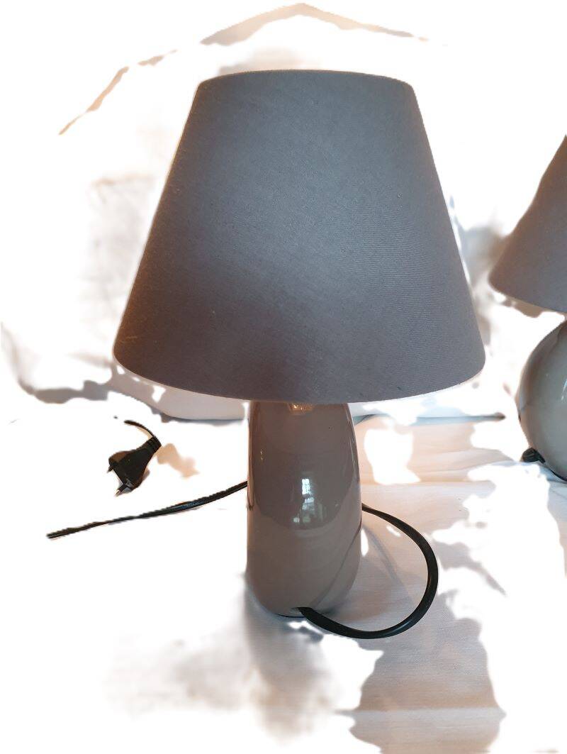 2 grey ceramic bedside lamps