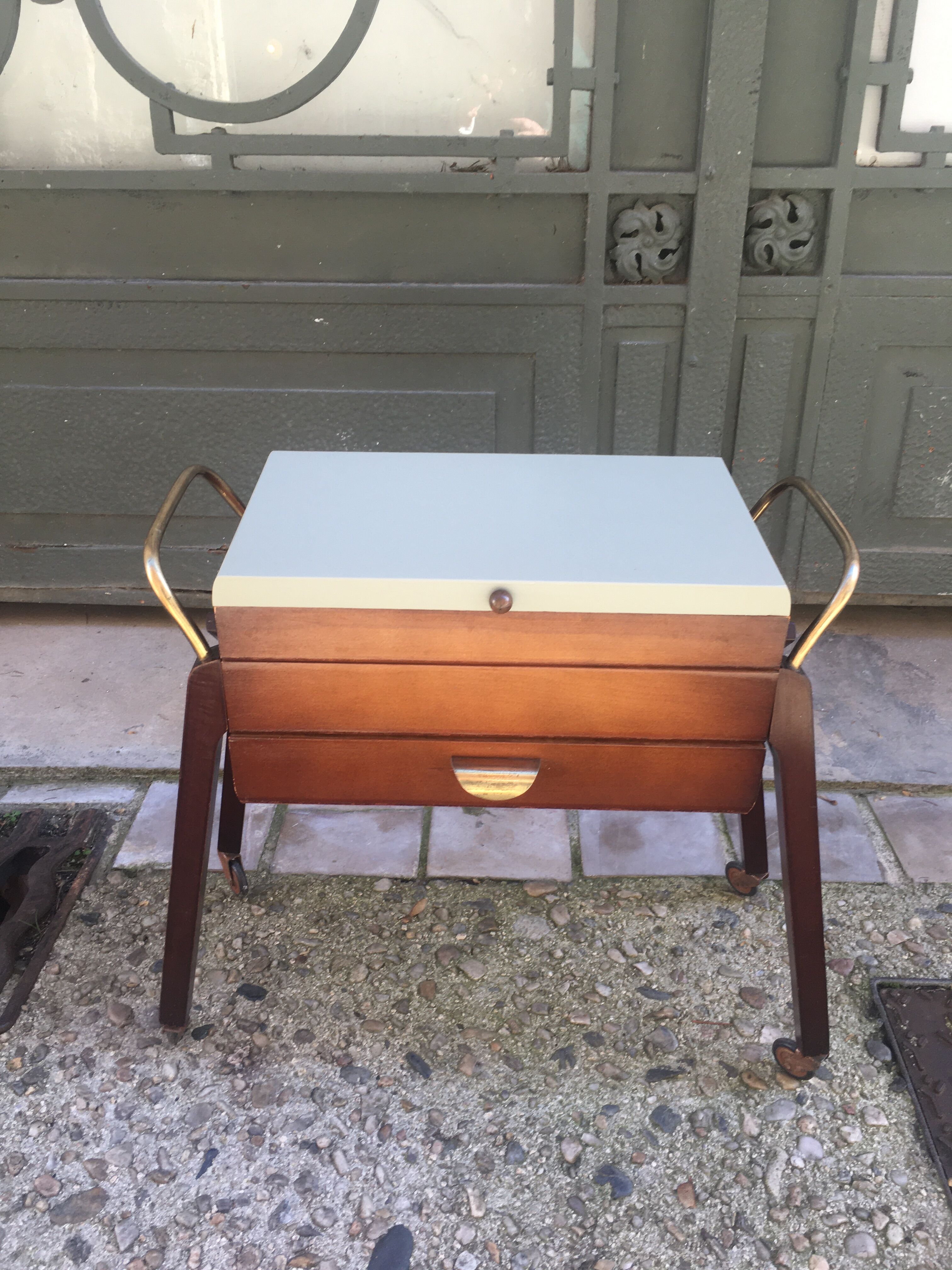 Wooden worker 3 compartments