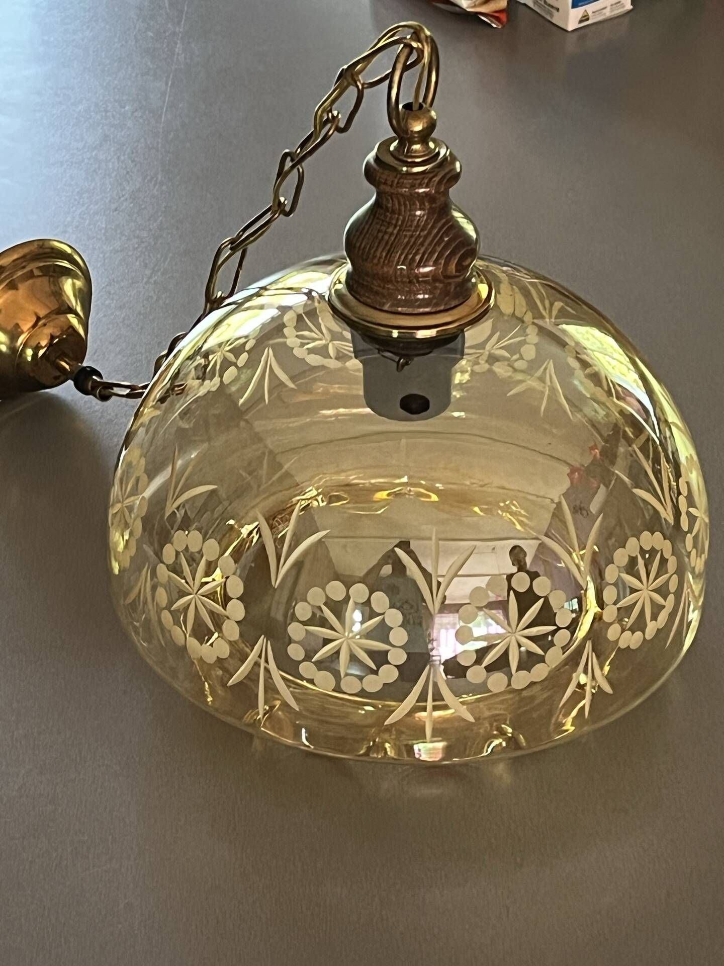 Vintage amber glass pendant – Verrerie de Vianne