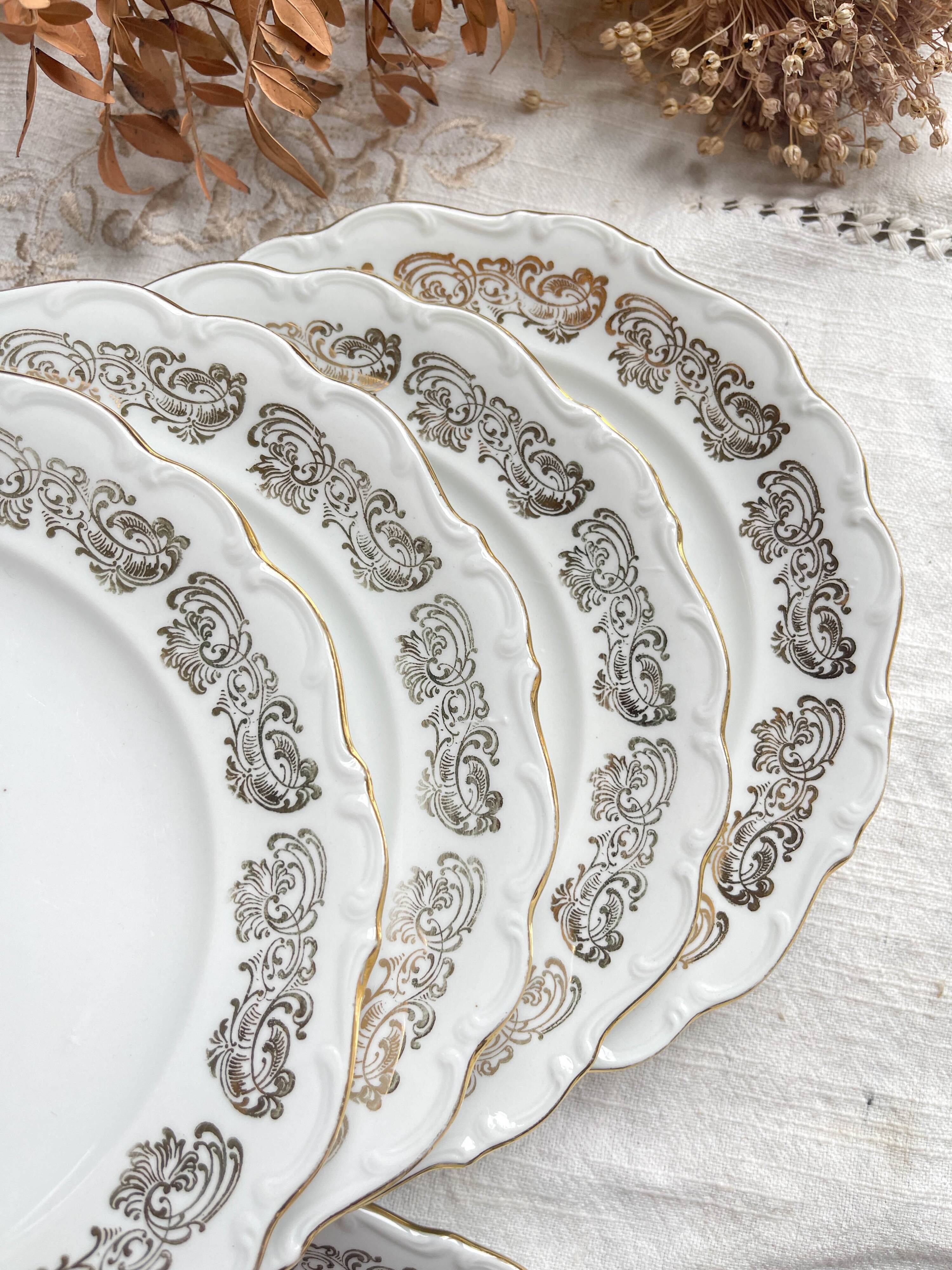 6 Small vintage plates in gold white porcelain Bavaria bird motif