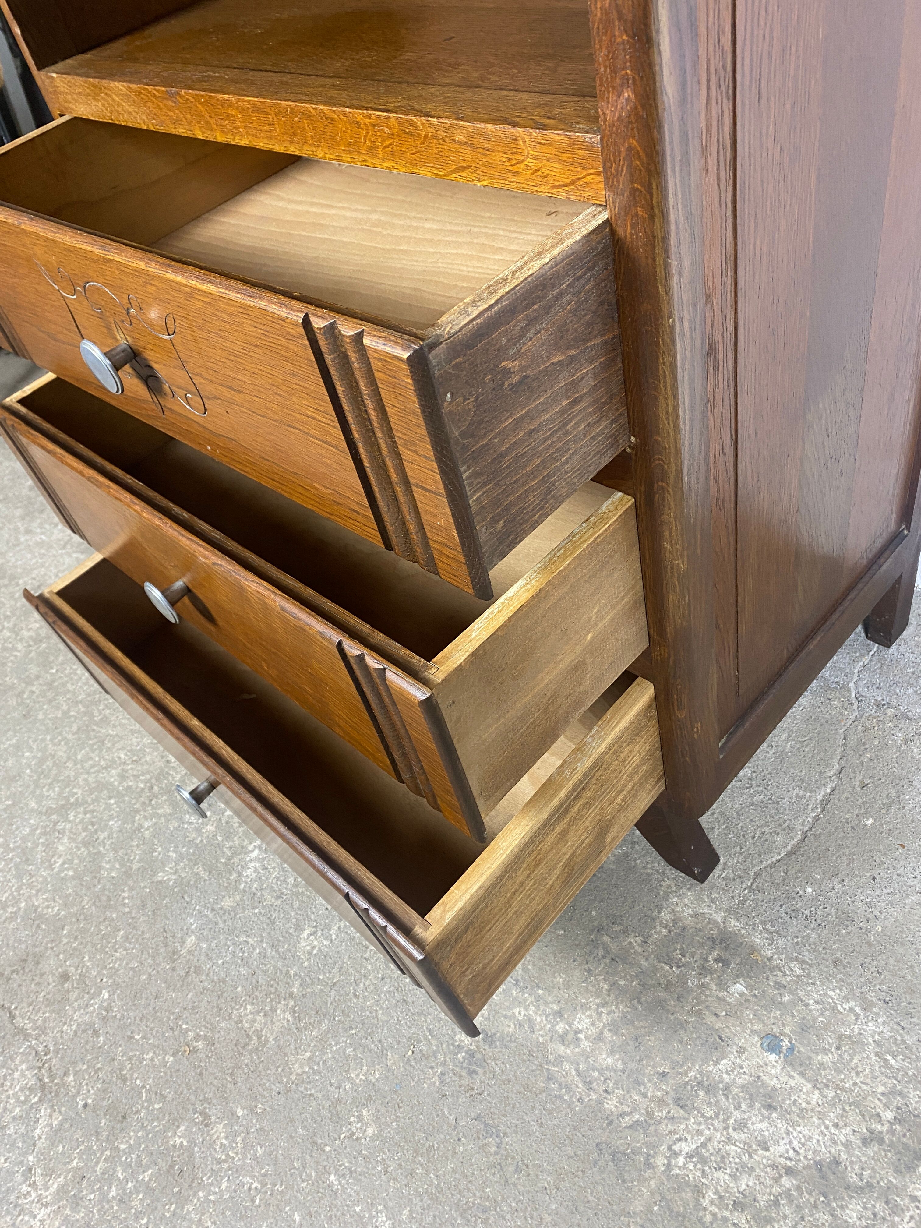 Commode art deco