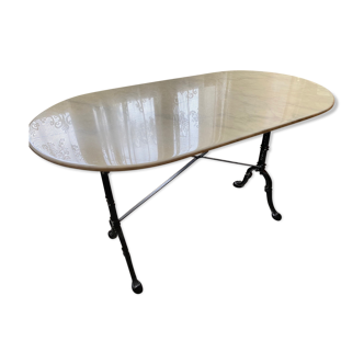 Bistro table marble cast iron foot