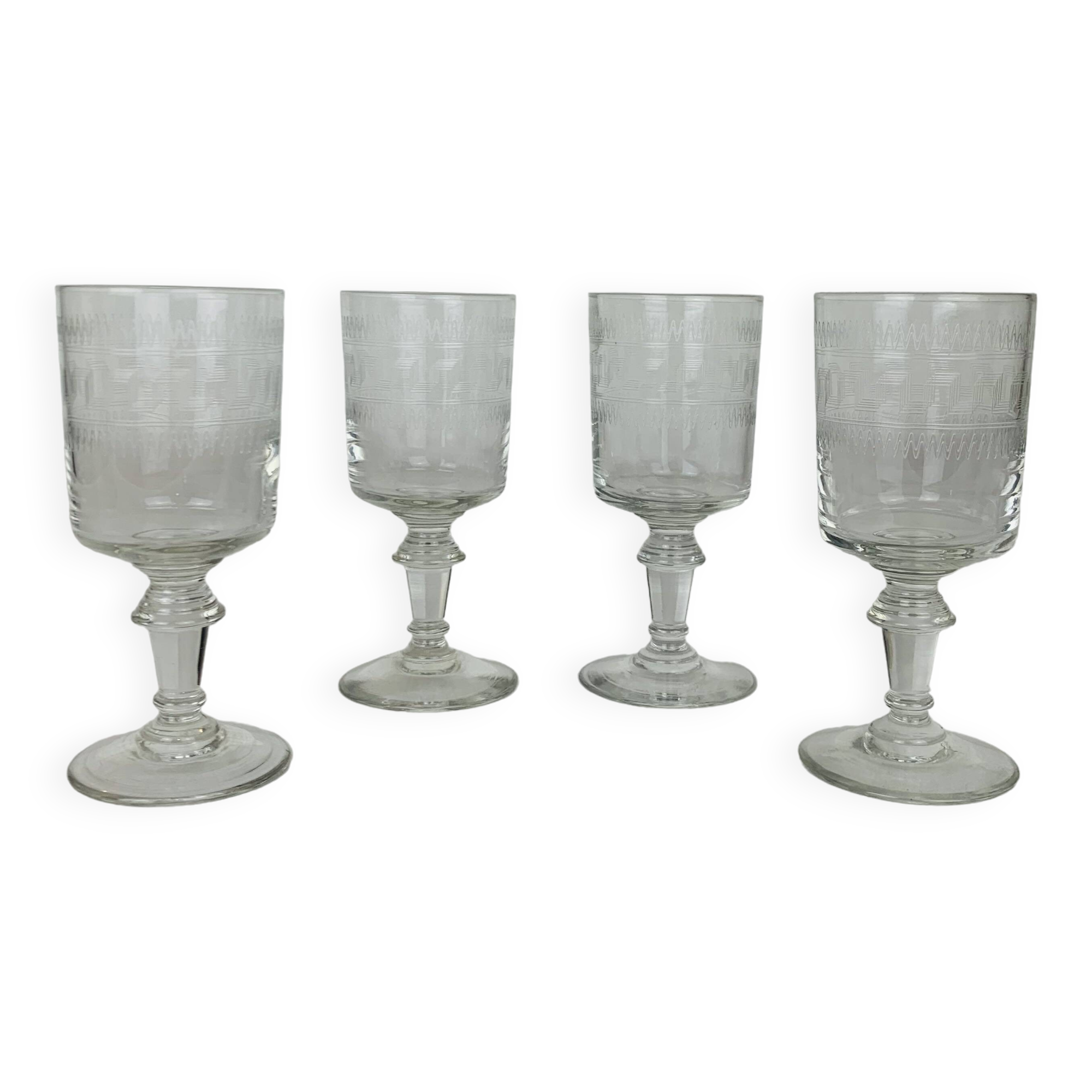 4 Baccarat glasses Chanel model engraving 3458