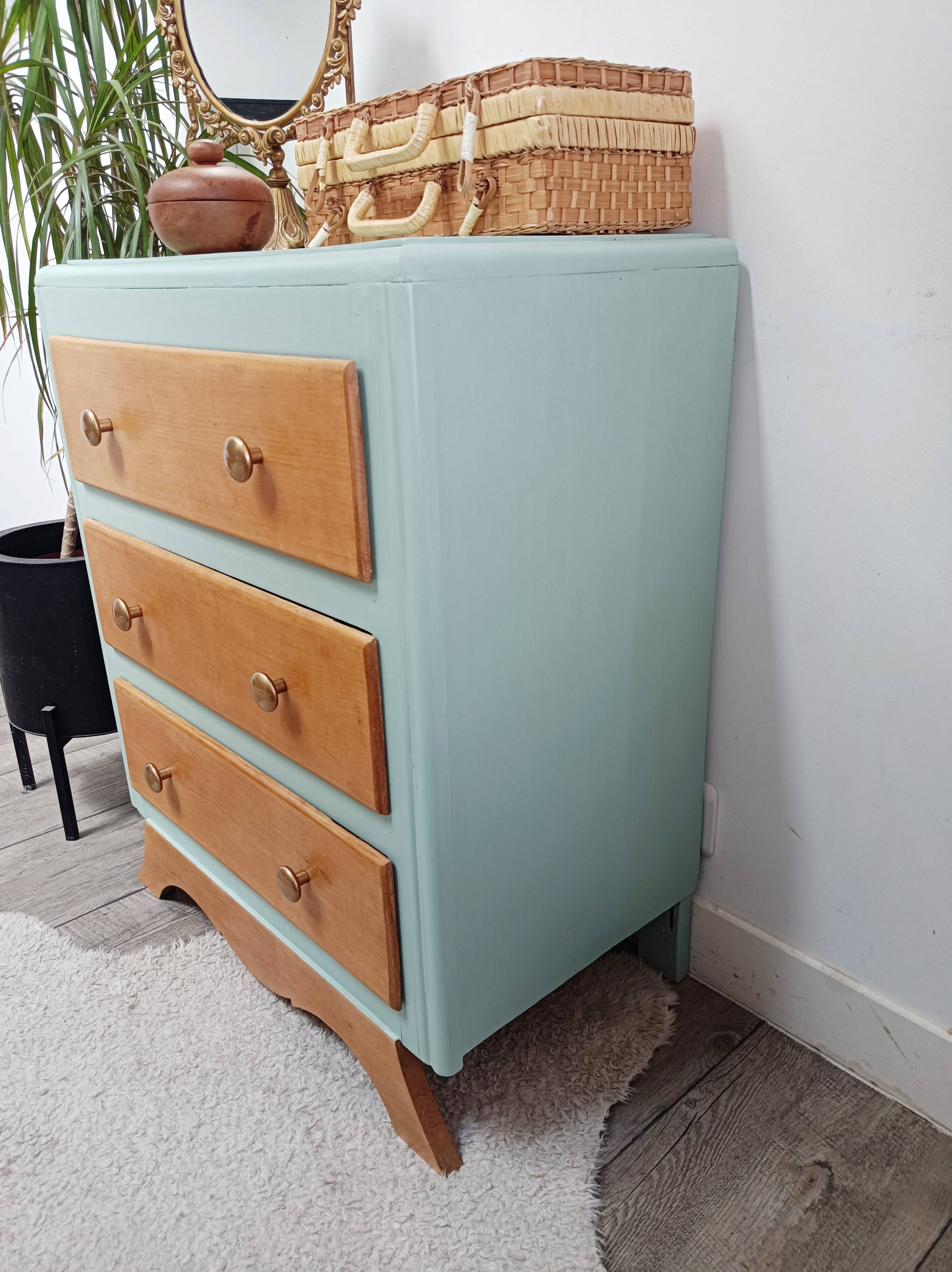 Small 3-drawer chest of drawers, green and wood