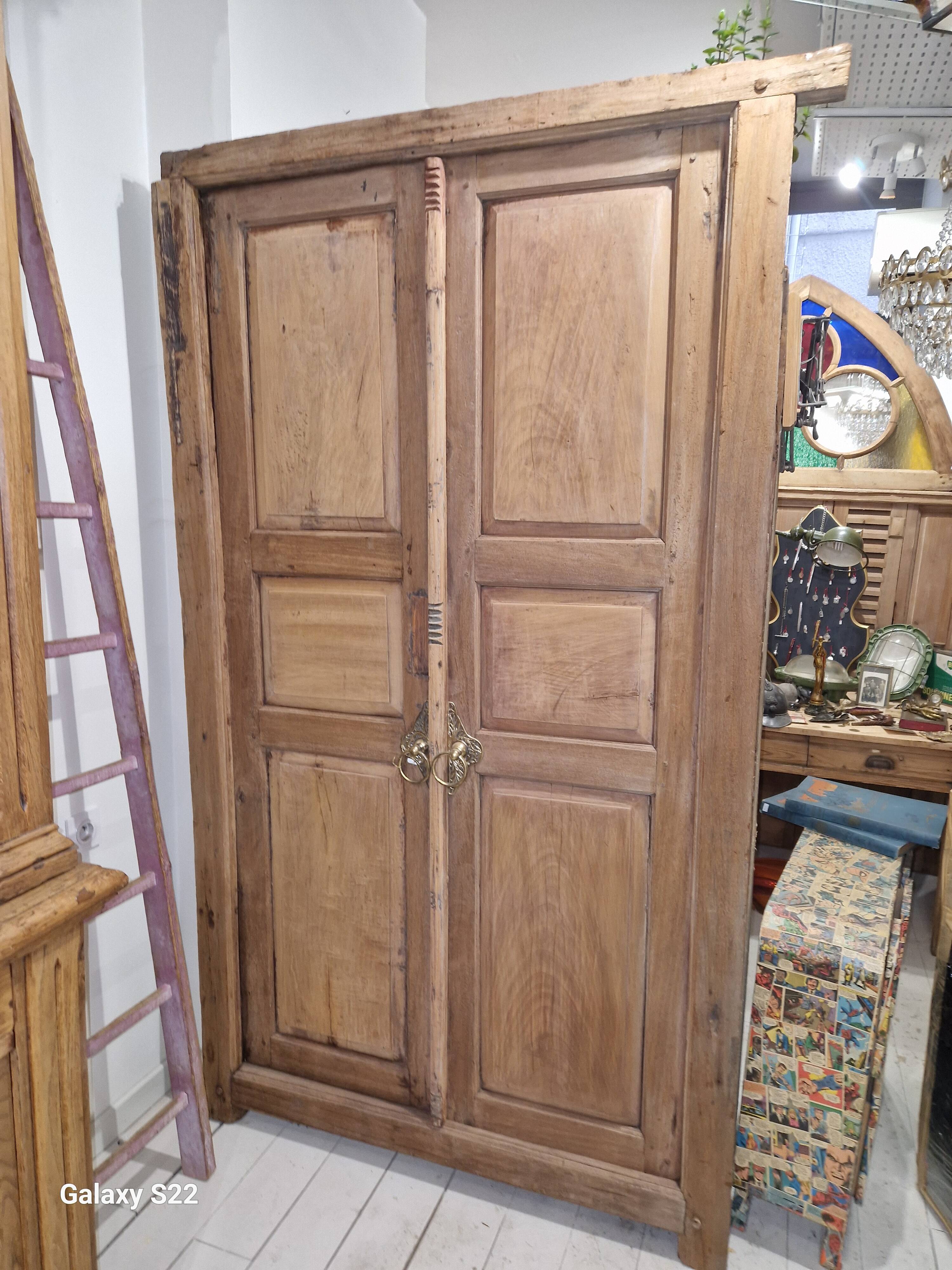 double door with frame