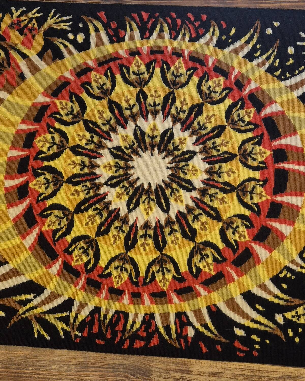 Tapisserie d'Aubusson "Aurore" en pure laine Jean Claude Bissery