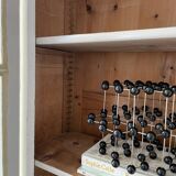 XL display case with white patina