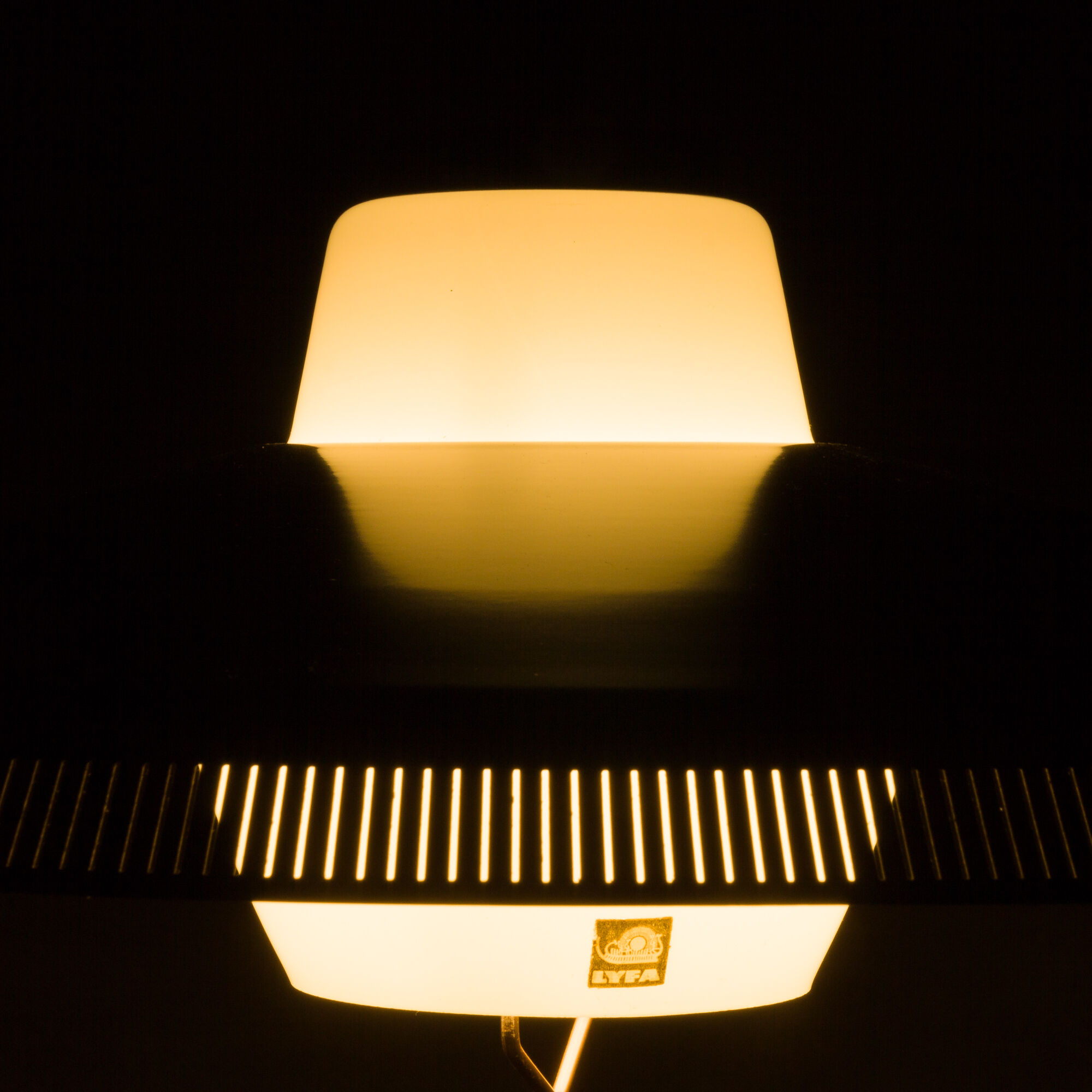 Bent Karly pendant lamp for Lyfa