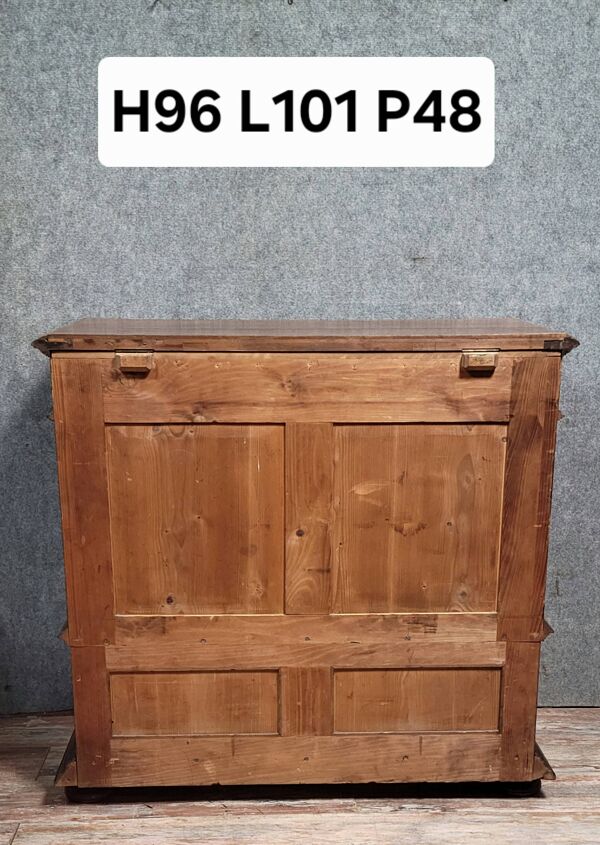 Meuble d’appui Style Renaissance en noyer a fonction dissimulée