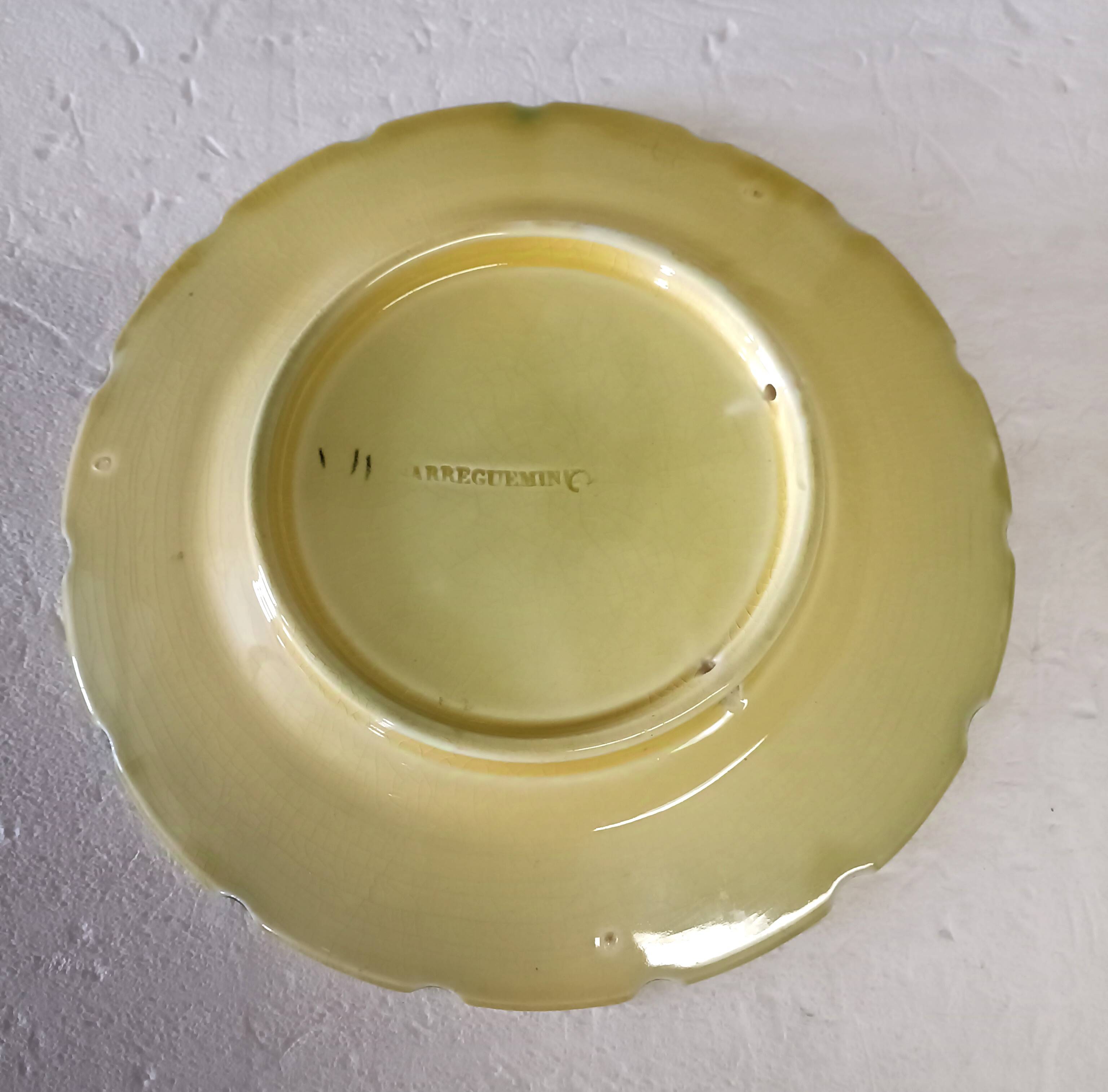 Sarreguemines barbotine plate