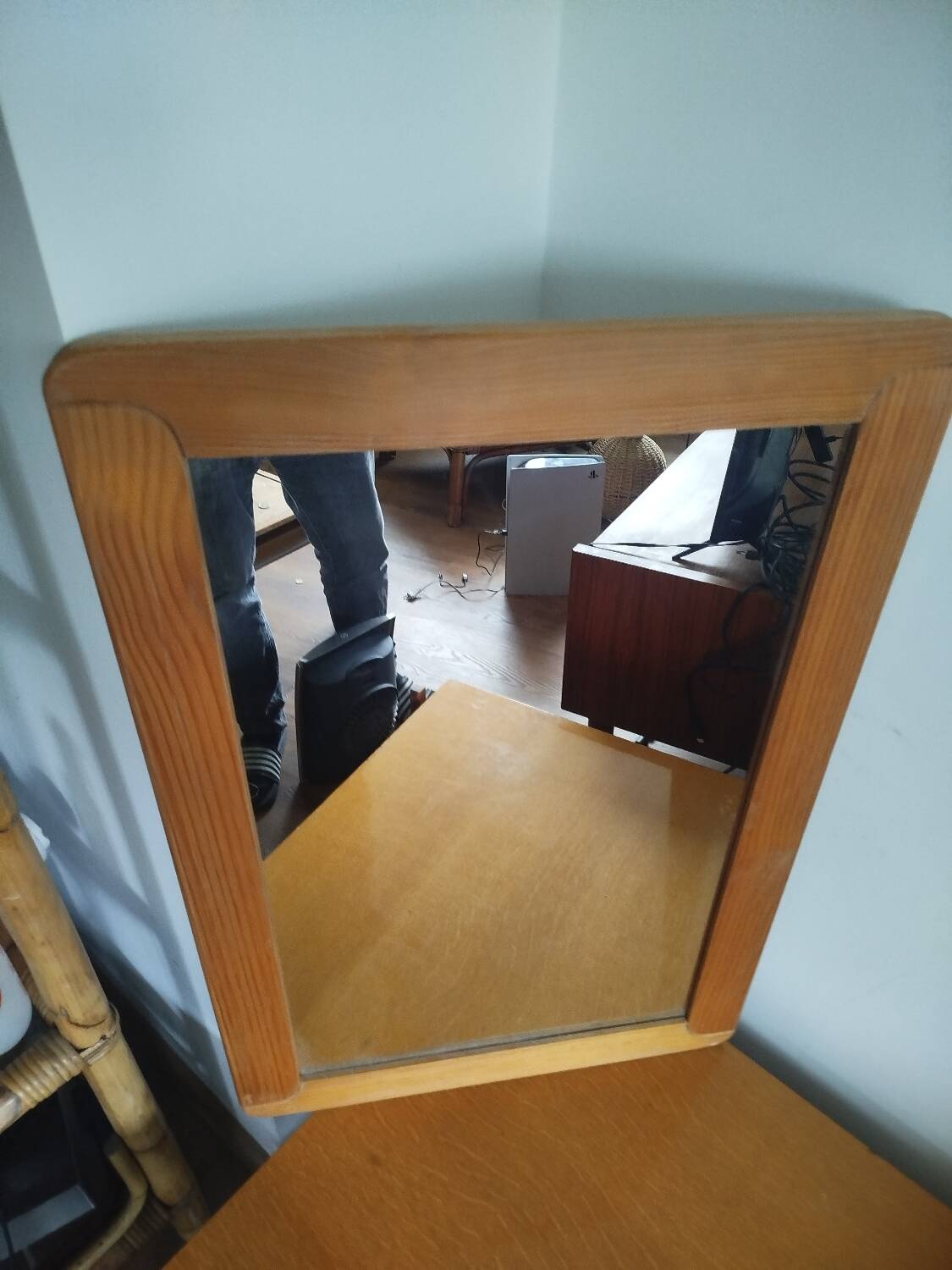 Miroir scandinave vintage en pin