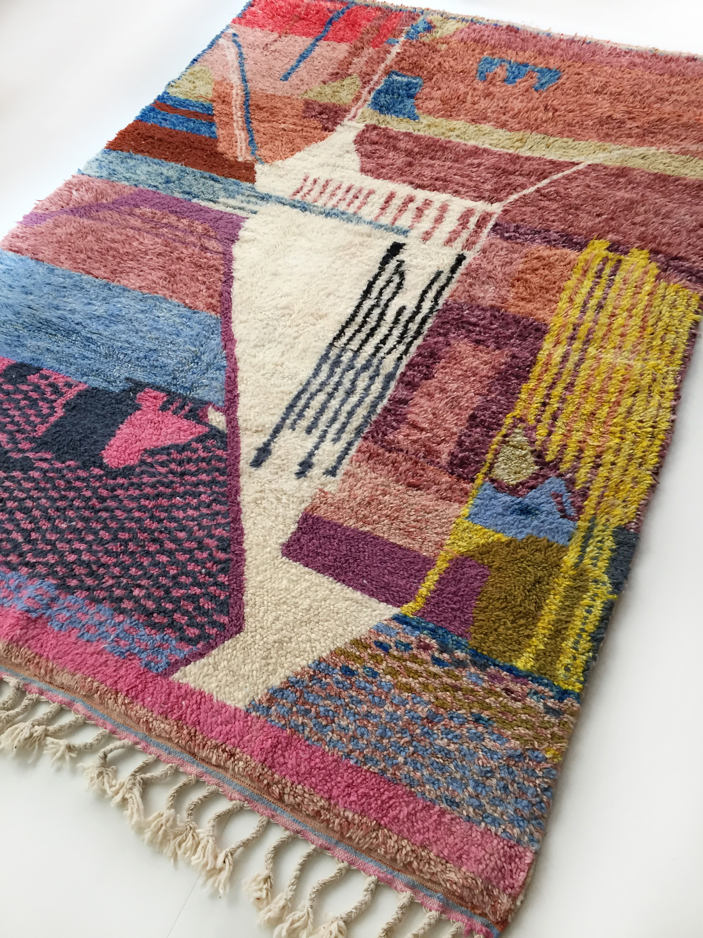 Moroccan Berber carpet Beni Ouarain multicolored 289x204cm