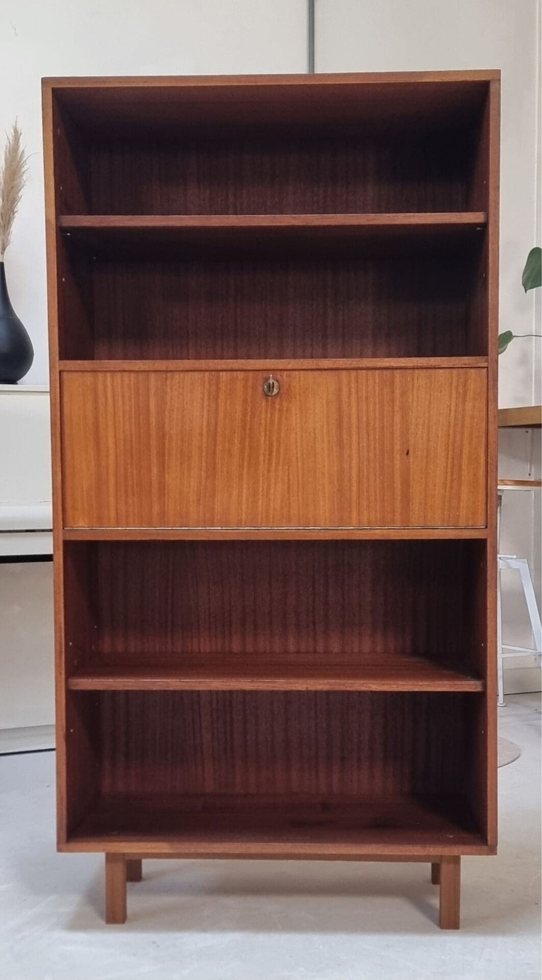 Mid-century highboard