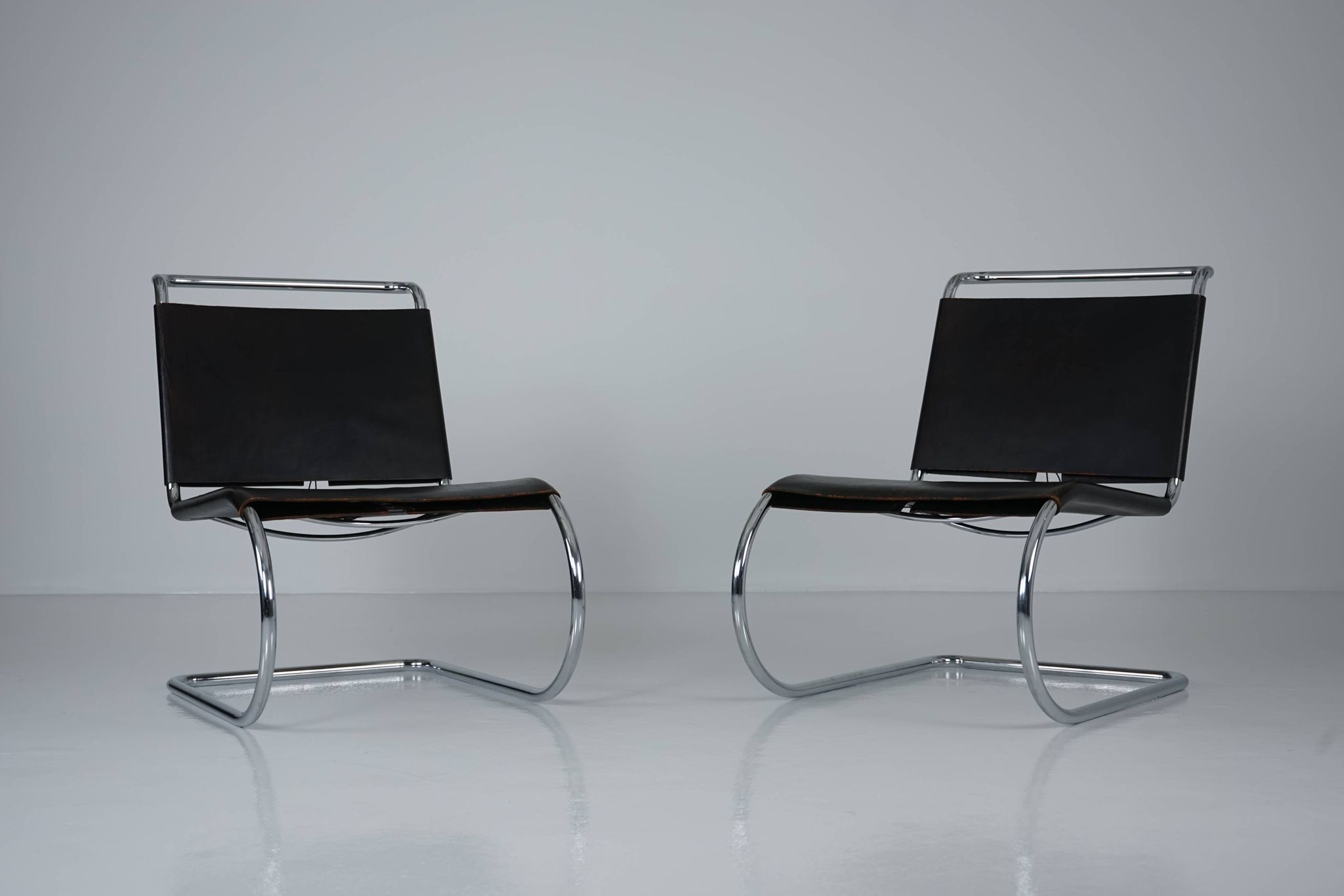 MR30/5 Tubular Steel Arm Chair by Ludwig Mies van der Rohe for Knoll Set of