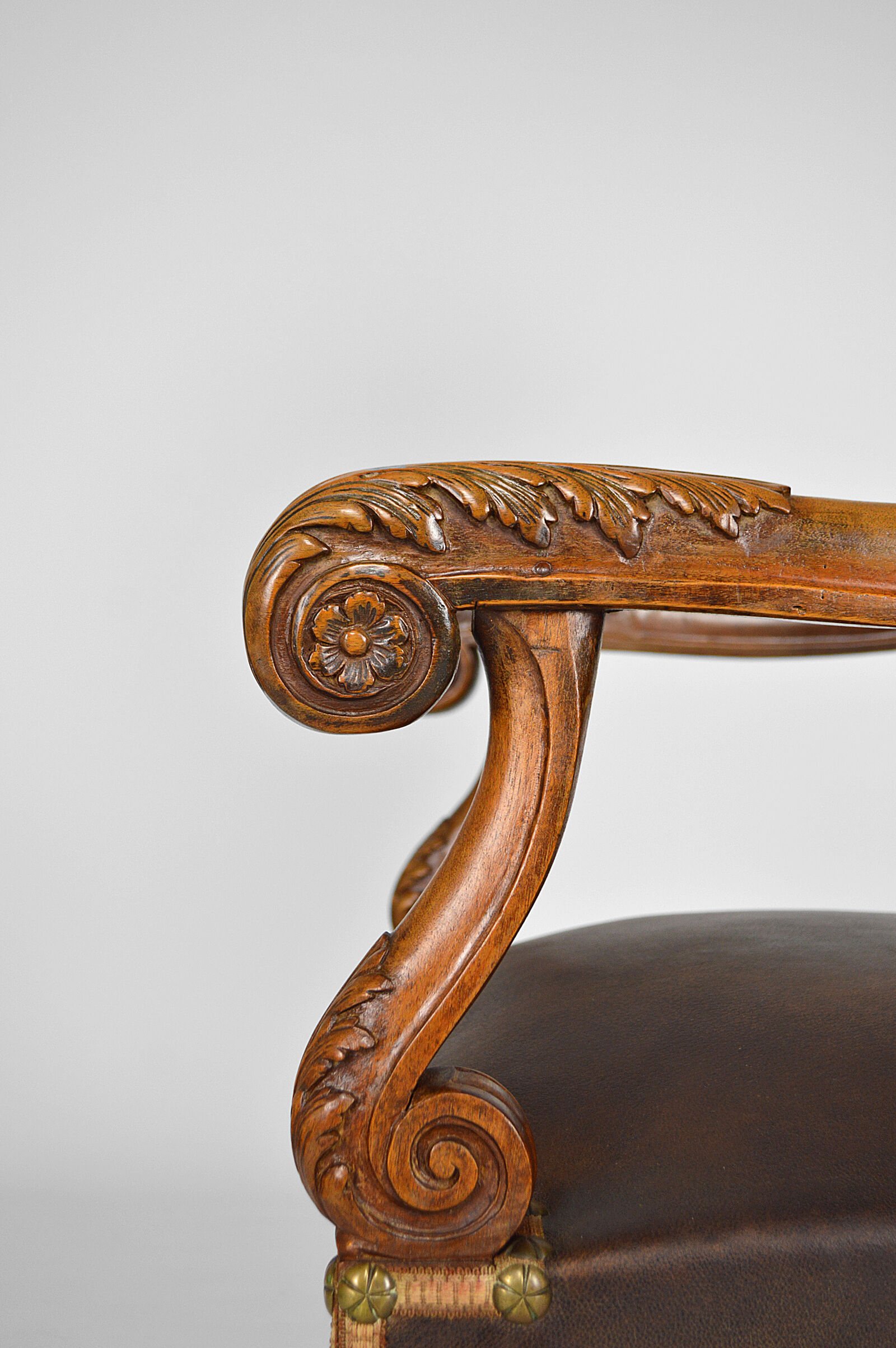 Louis XIII office armchair in leather and walnut carved around 1860
