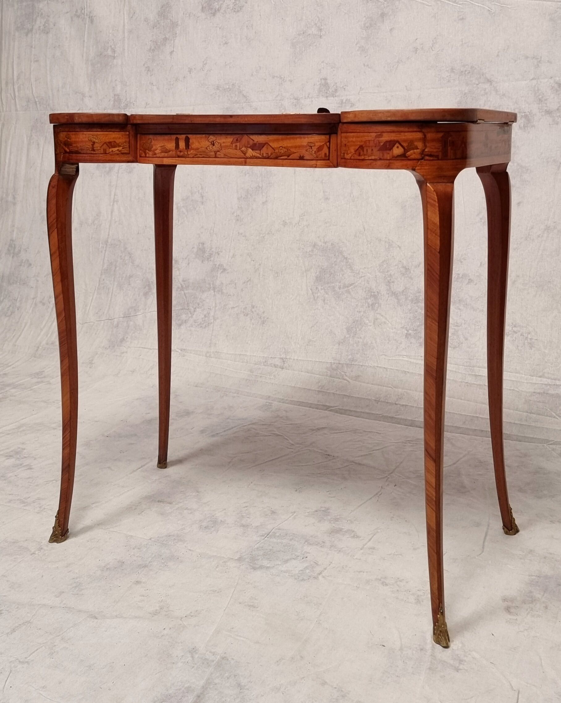 Louis XV style writing table - Bois De Rose - 19th
