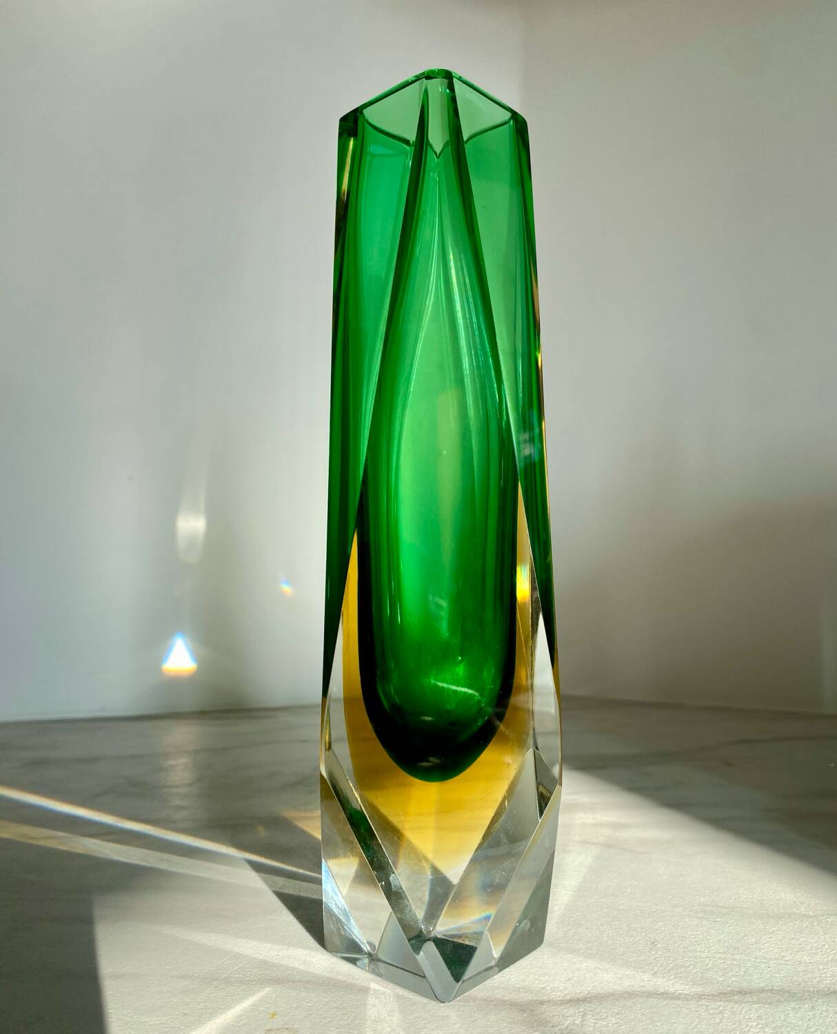Submerged vase Mandruzzato Murano green and amber, sculpted faceted glass