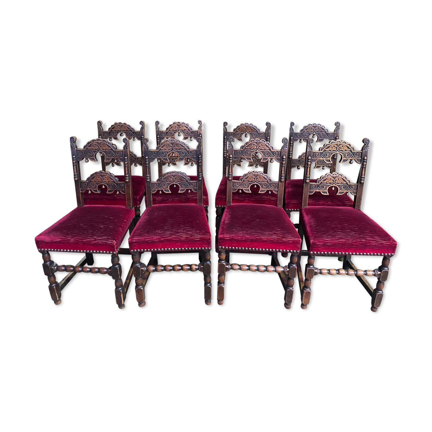 Suite of 8 Louis XIII style chairs oak and red velvet