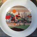 Plat au décor naïf pillivuyt