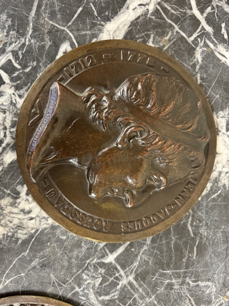 Pair of bronze medallions, Rouget de Lille and J.J. Rousseau