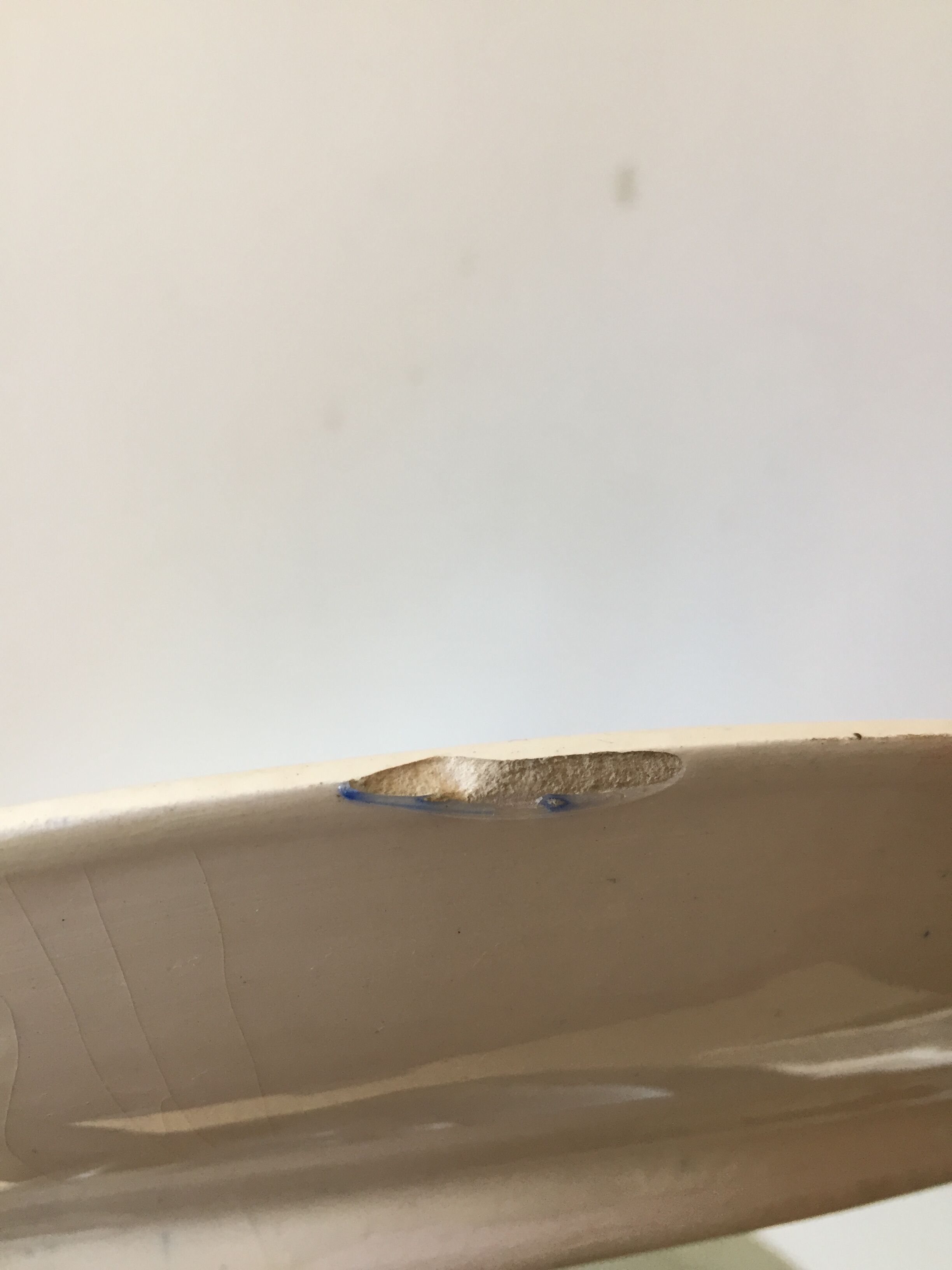 Kutahya porcelain plate with Iznik ottoman motifs