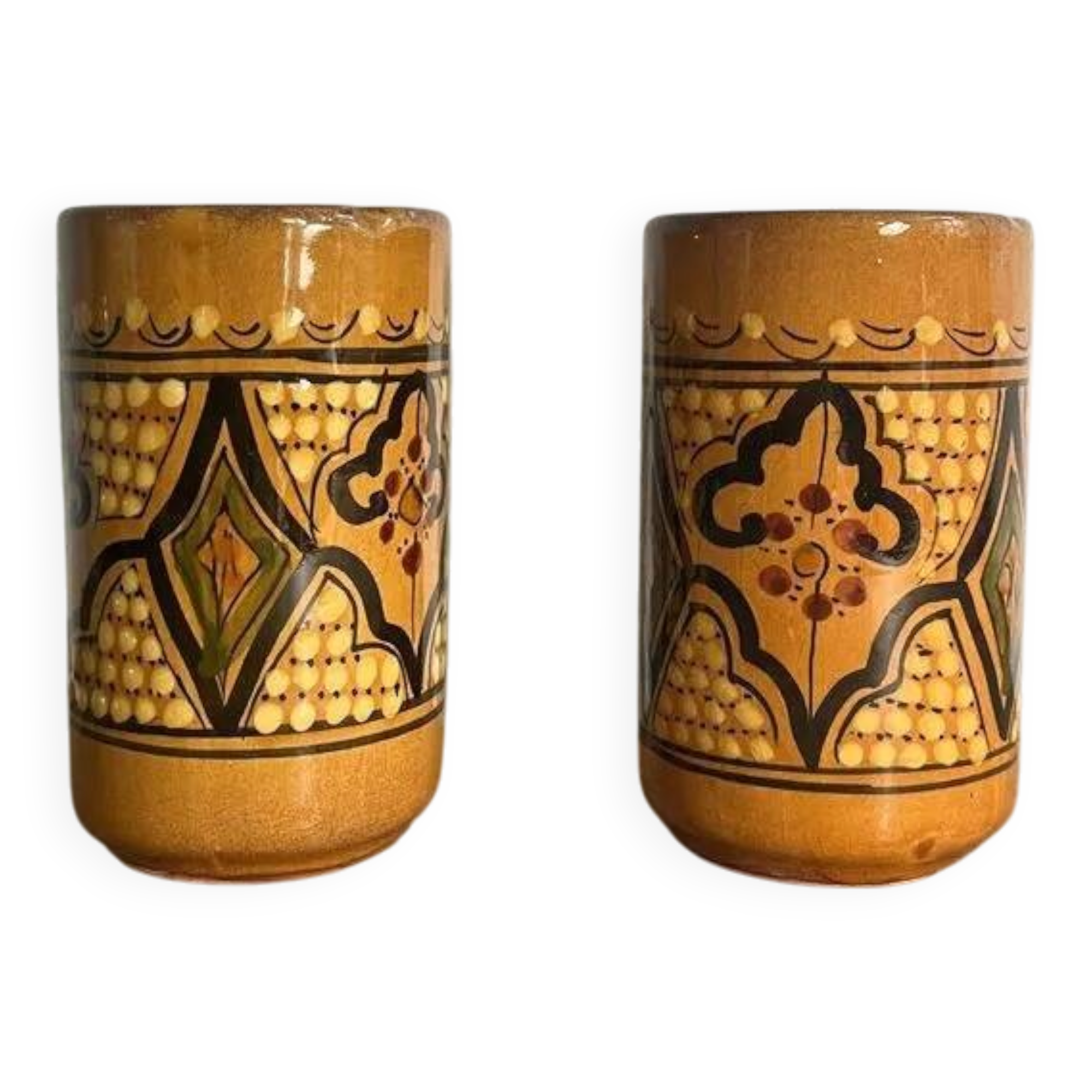 Glazed ceramic mugs