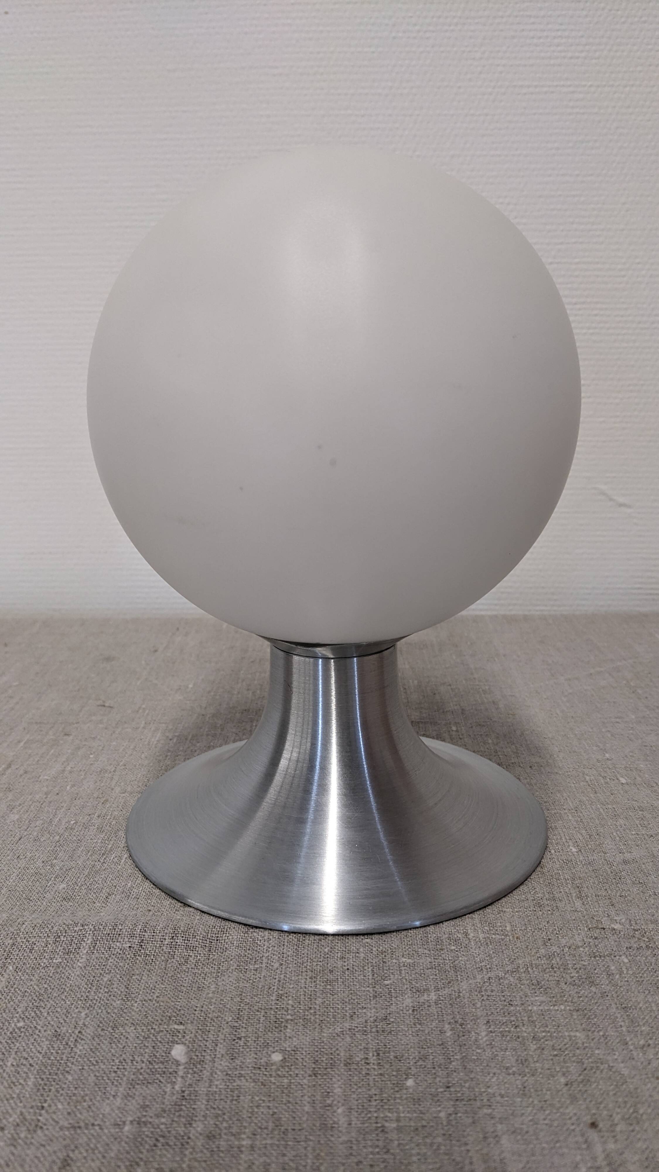 Space age round lamp in frosted white glass, France circa 1970.