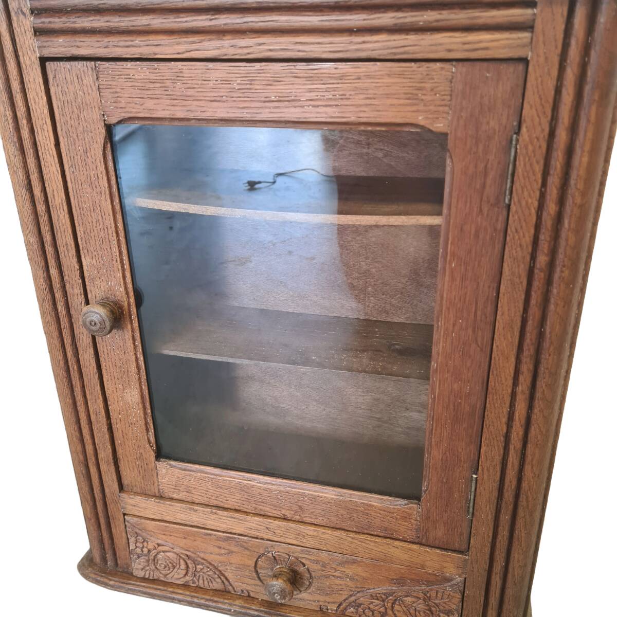 French Art Deco Oak Wall Cabinet, 1930s