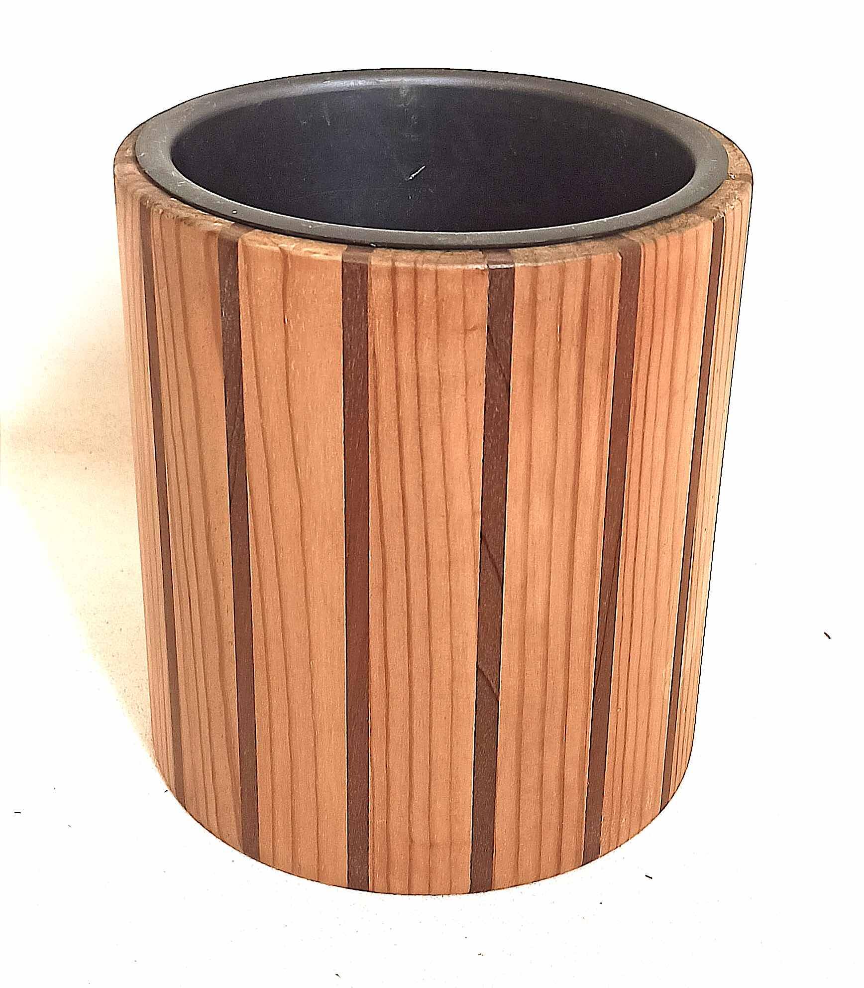 Seau à glace ou rafraîchisseur bouteille scandinave bois Hauteur 22,5 cm