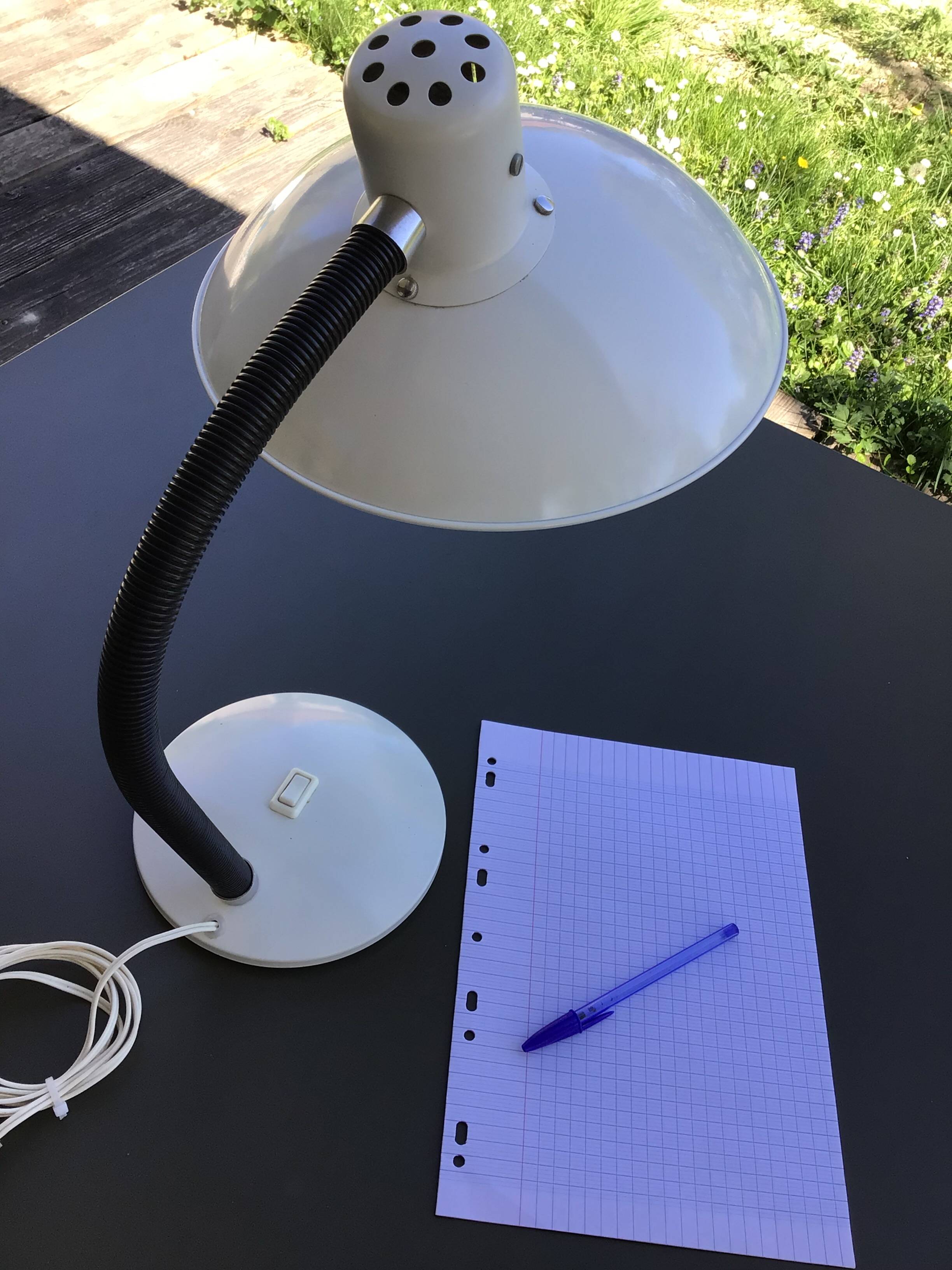 Lampe de bureau orientable métal blanc