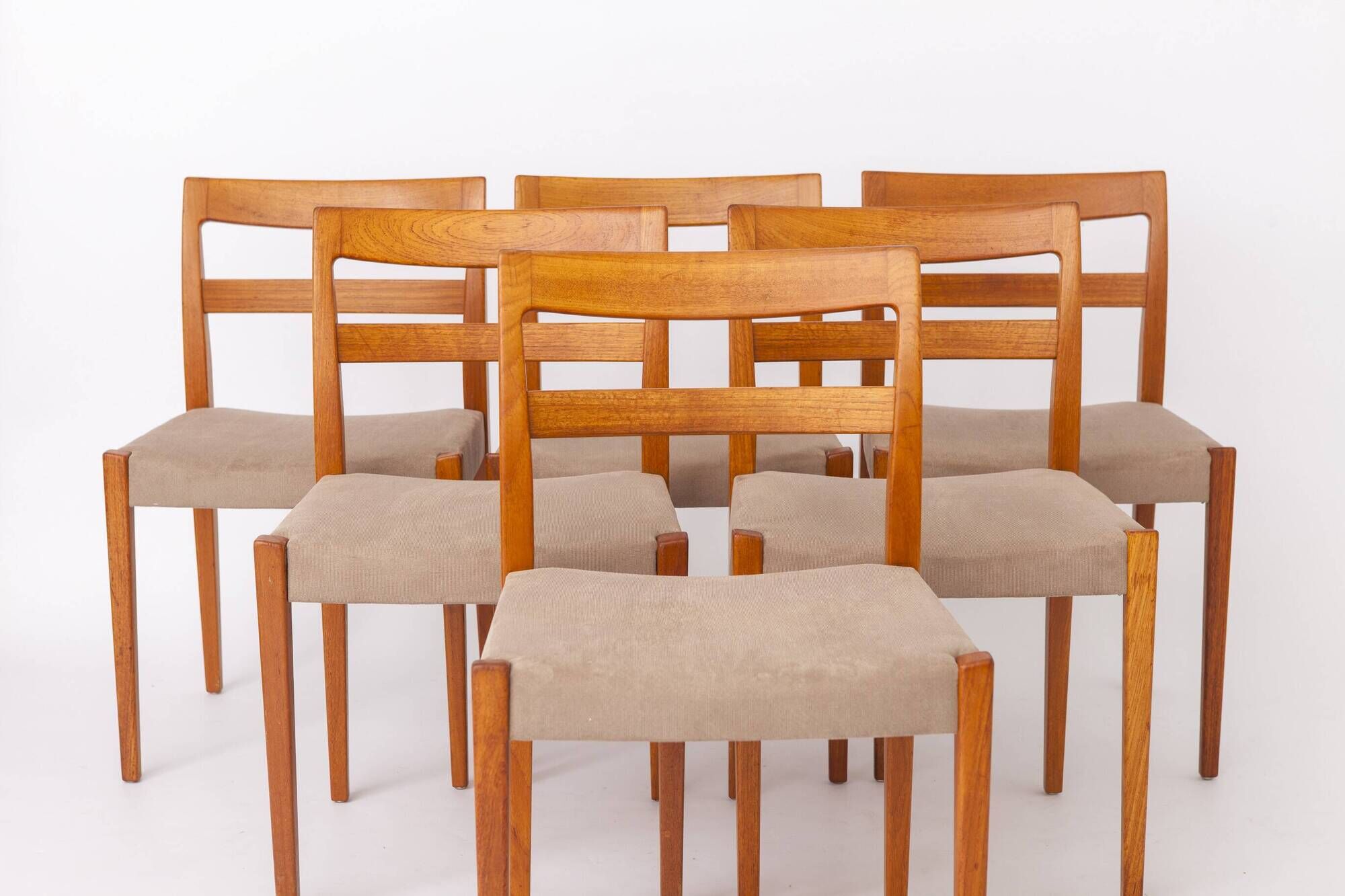 Set of 8 Nils Jonsson “Garmi” Teak Dining Chairs for Troeds, Swedish 1960s