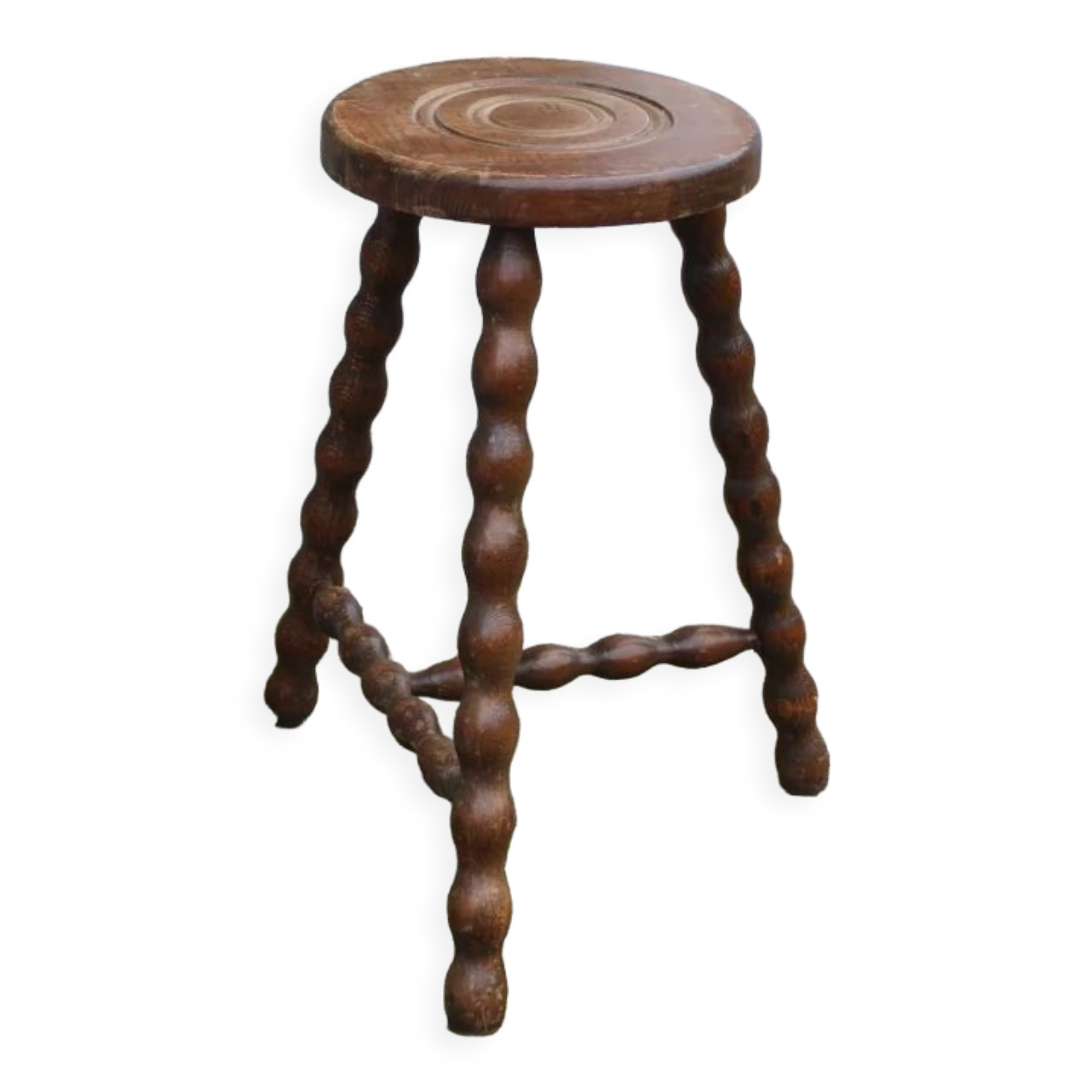 Tripod stool with bumped feet