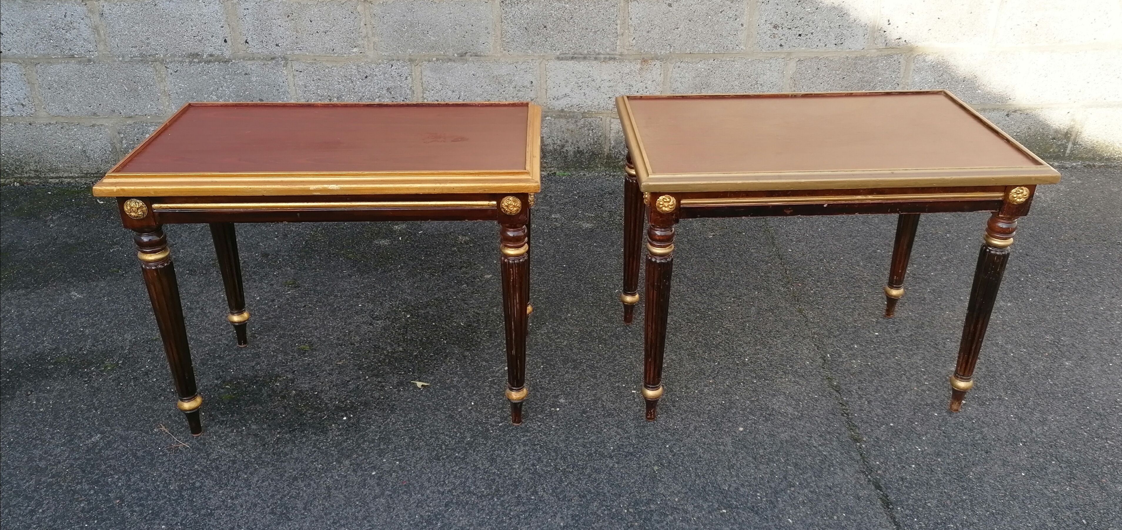 Paire de tables d'appoint
