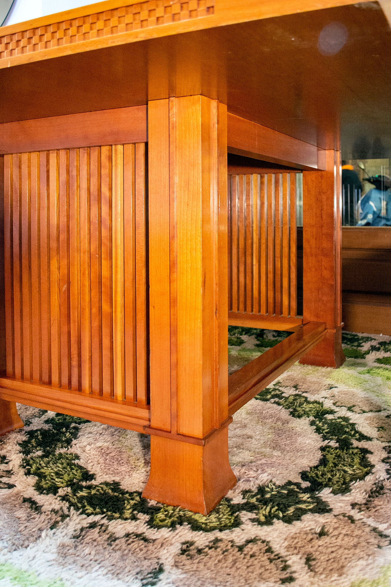 Table 615 Husser by Frank Lloyd Wright for Cassina, Italy 1992