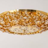 Floral wall light in gilded brass and cut glass by Palwa, Germany, 1970s.