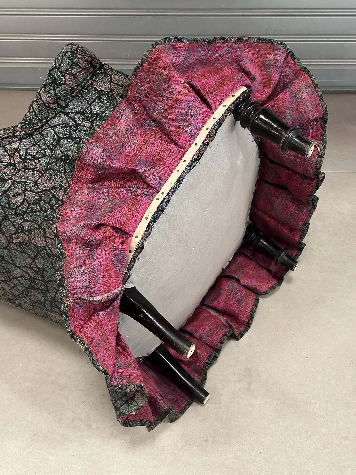 Vintage frog chair