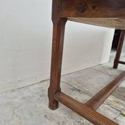Table de Ferme bourguignonne à entretoise en noyer massif 19éme deux tiroirs-1m82