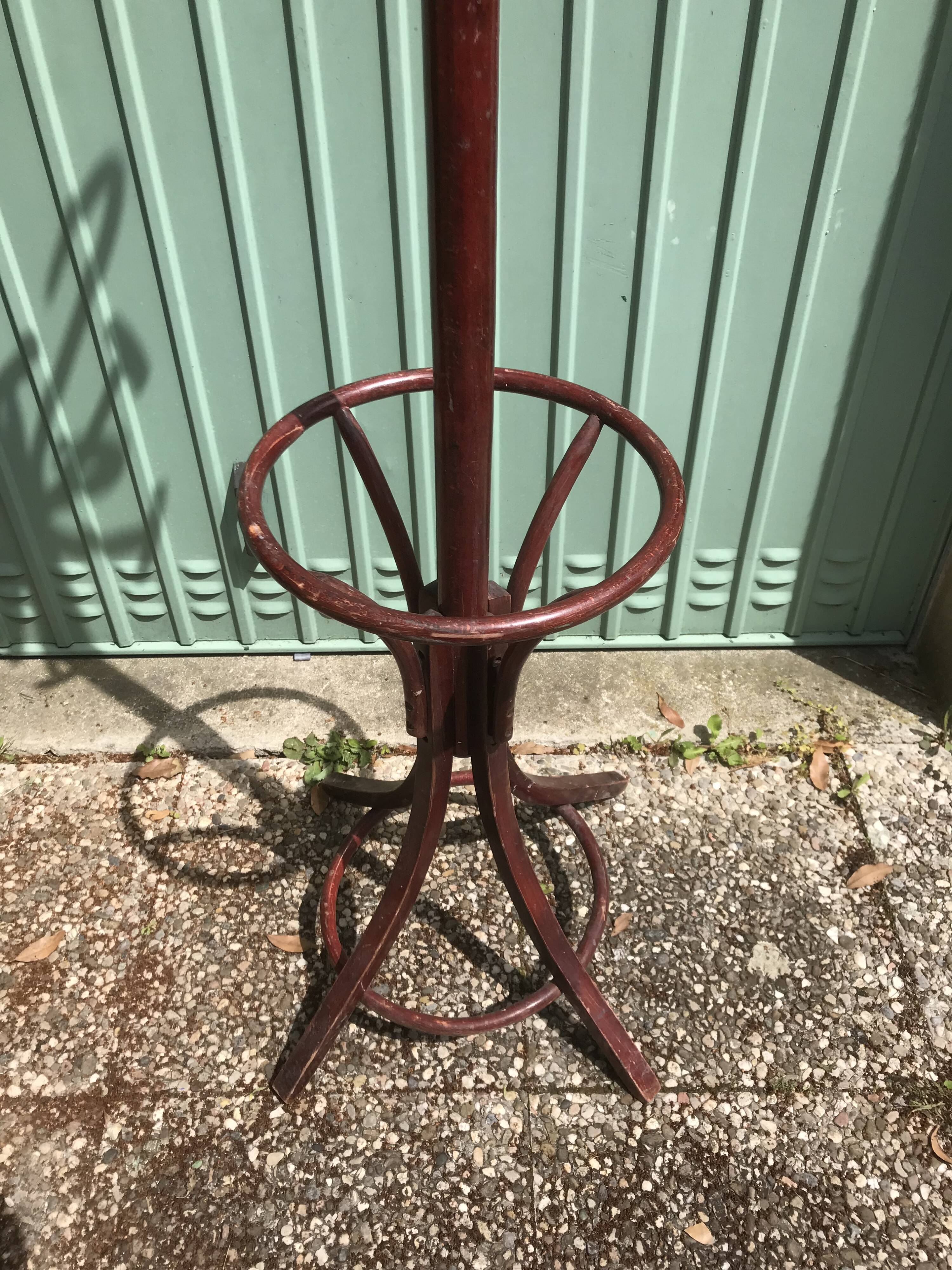 Coat holder