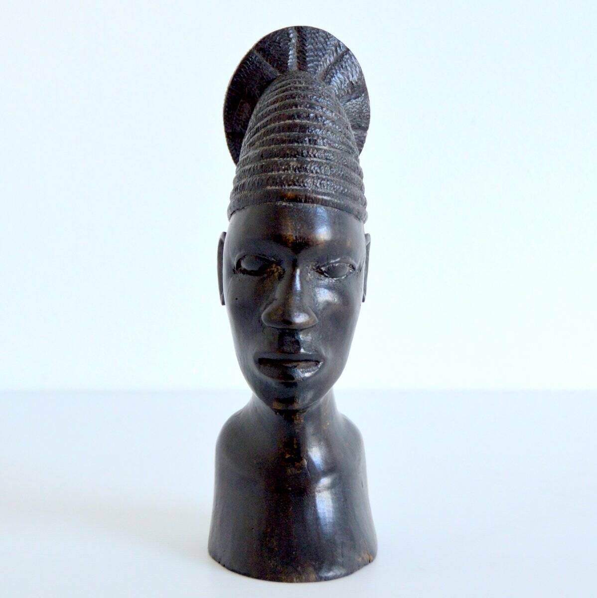 African head sculpture in ebony wood 1940s